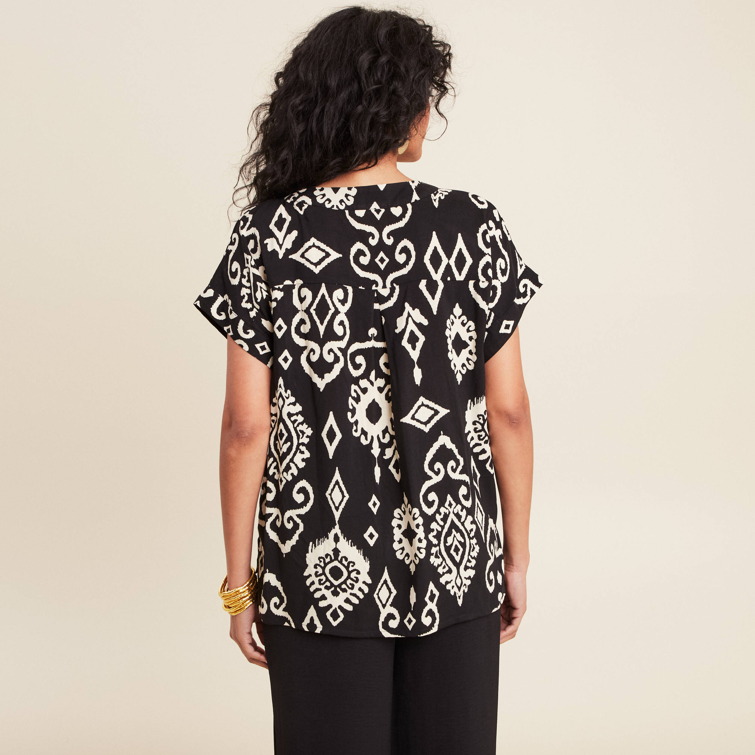 Blouse manches courtes noir femme