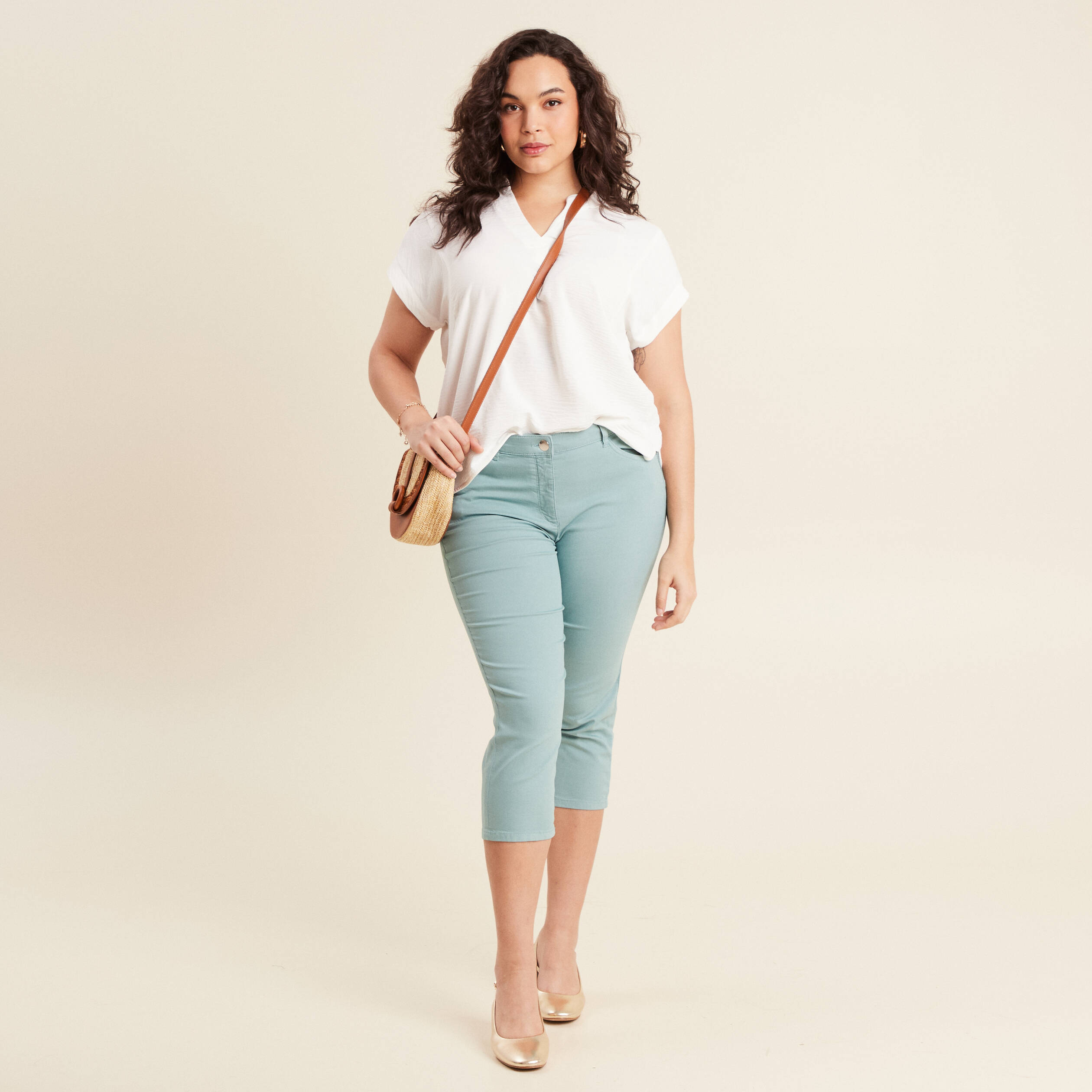 Pantacourt droit taille standard bleu canard femme