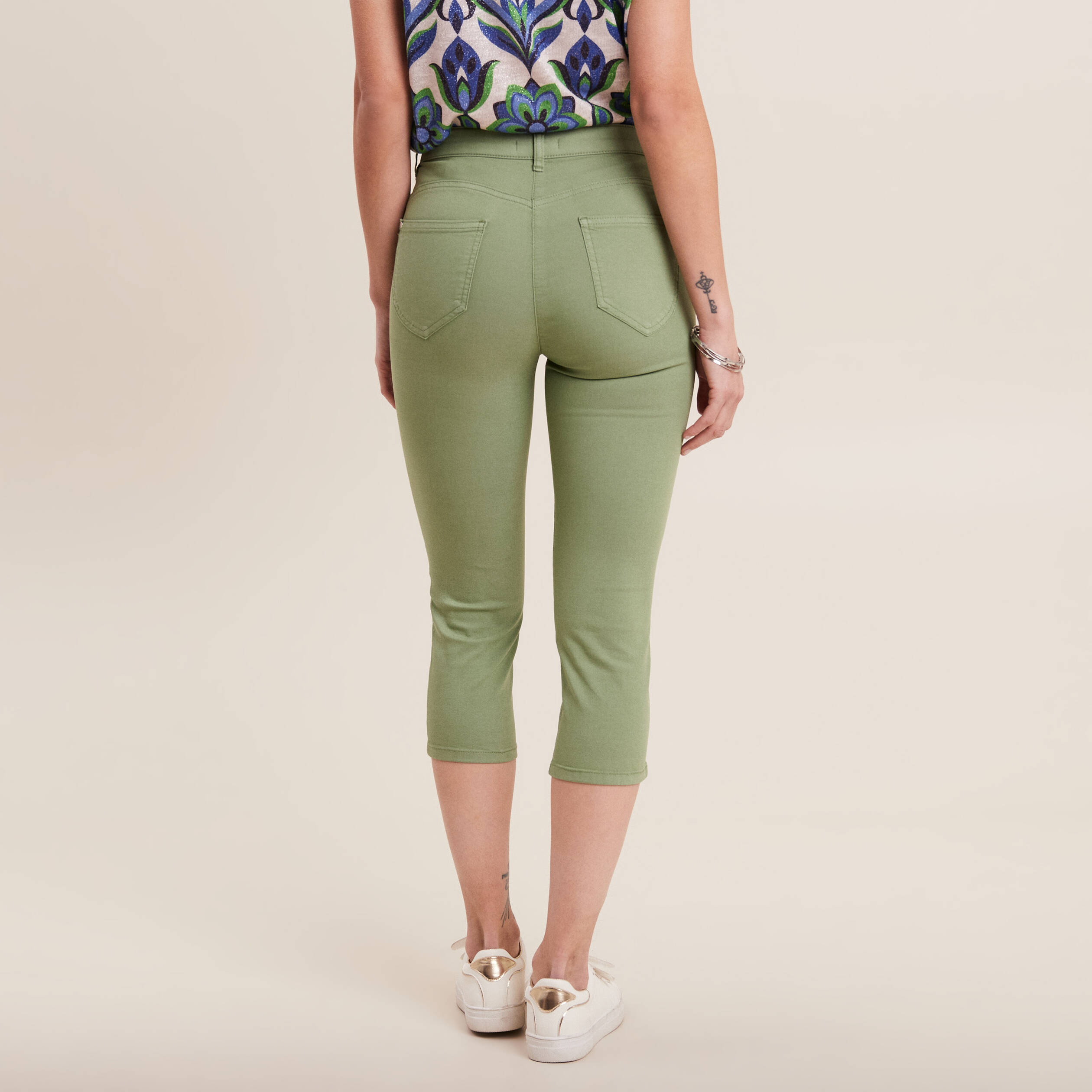 Pantacourt droit taille standard vert femme