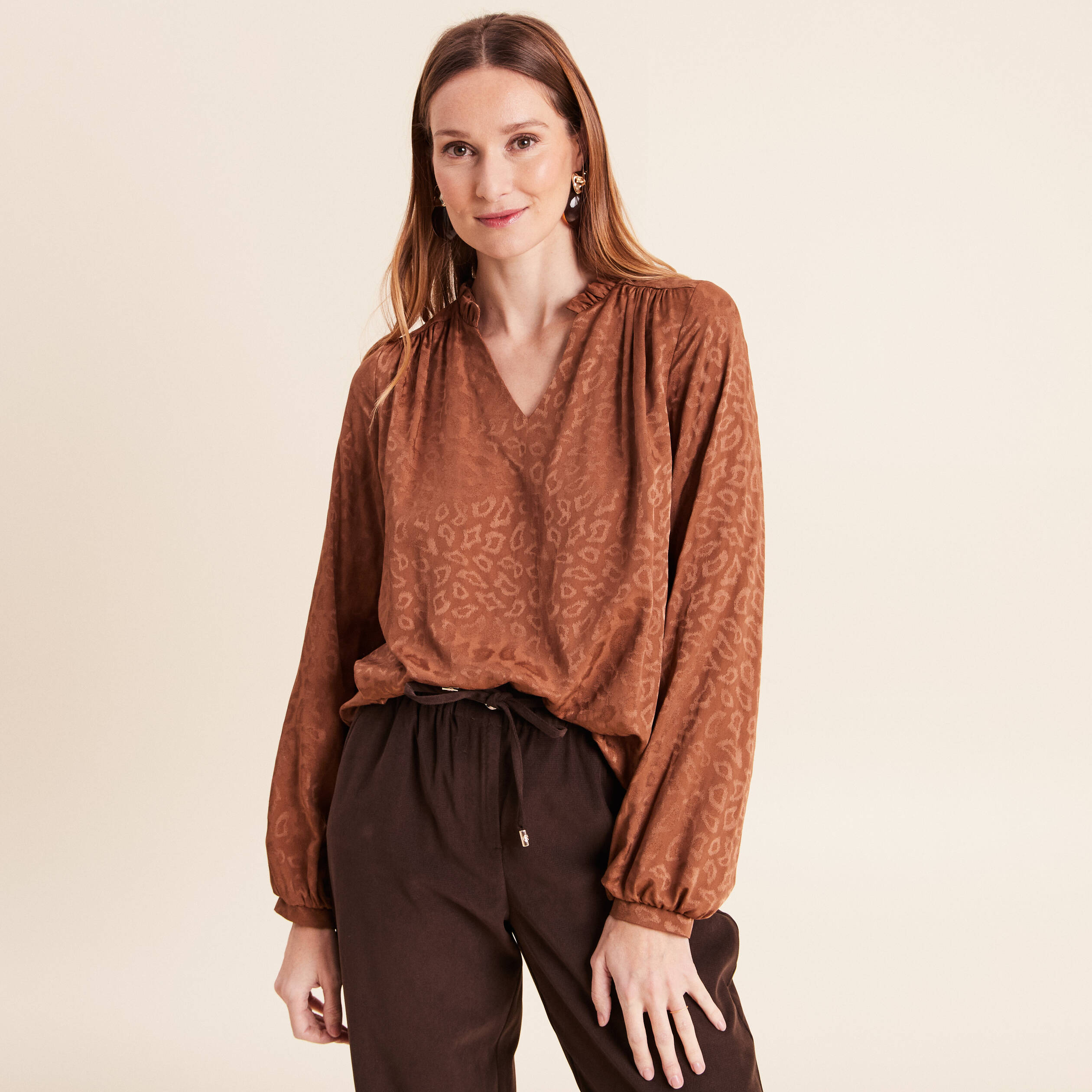 Blouse jacquard col v manches longues noir femme
