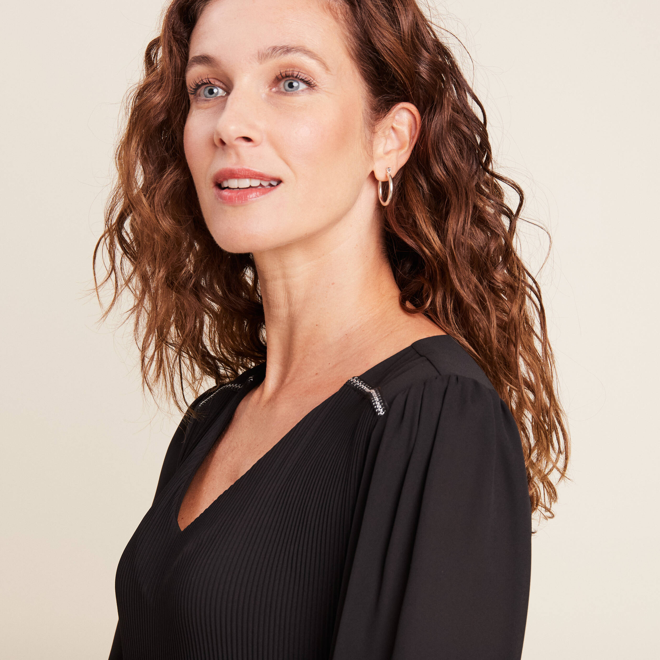 Robe évasée fluide plissée noir femme