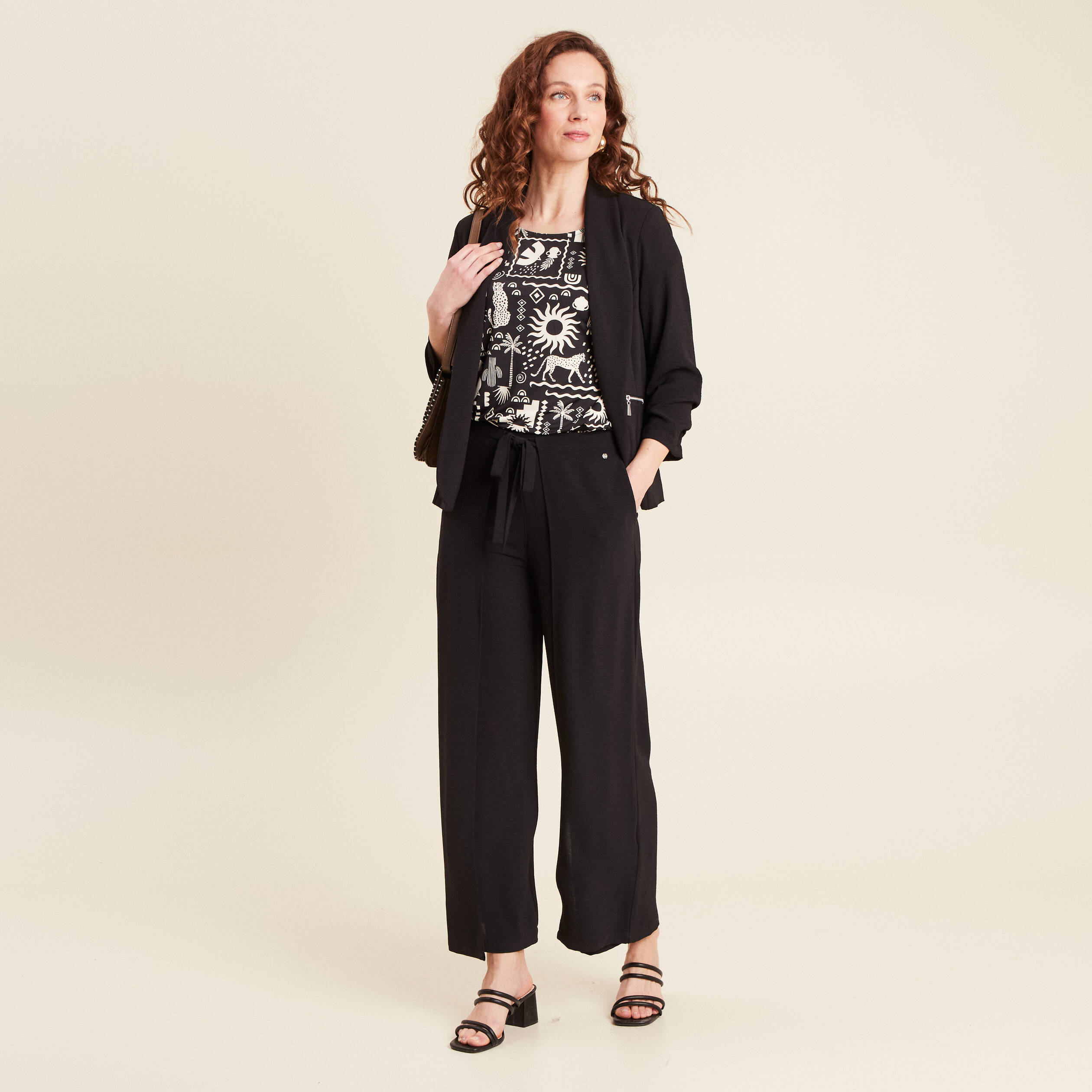 Veste esprit tailleur noir femme
