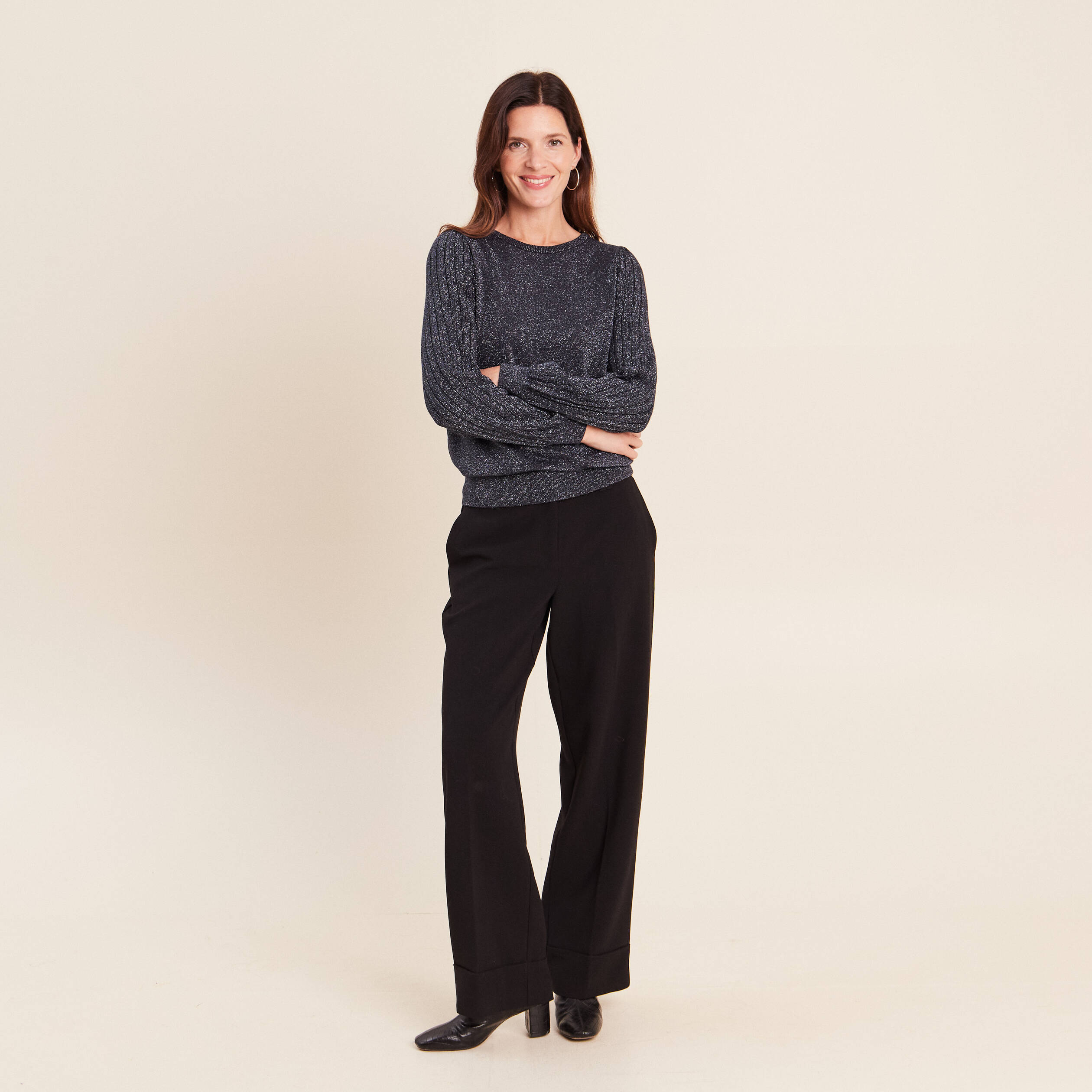 Pull cintr&eacute; col rond manches longues bleu fonc&eacute; femme