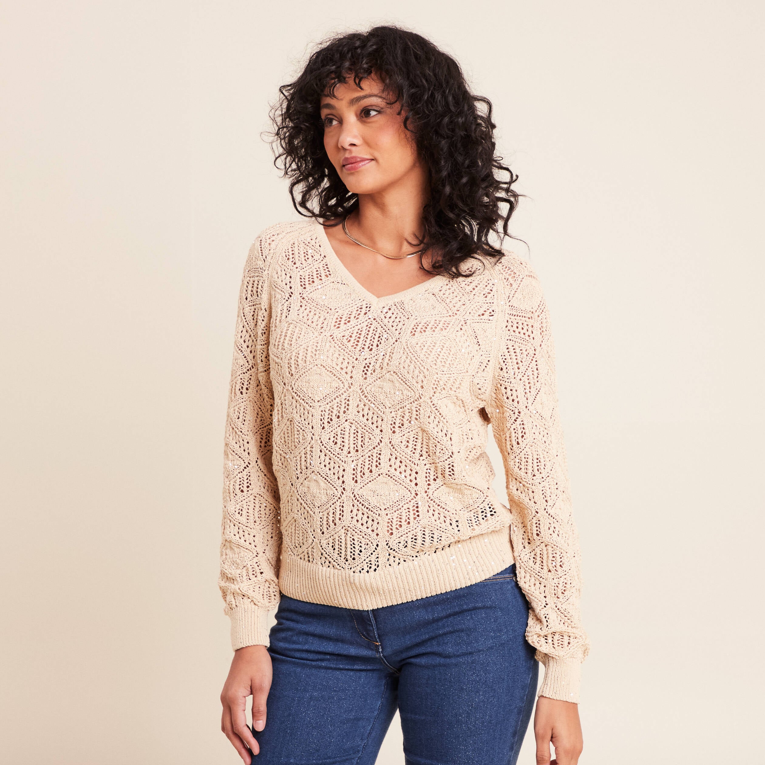 Pull col v manches longues dentelle sable femme