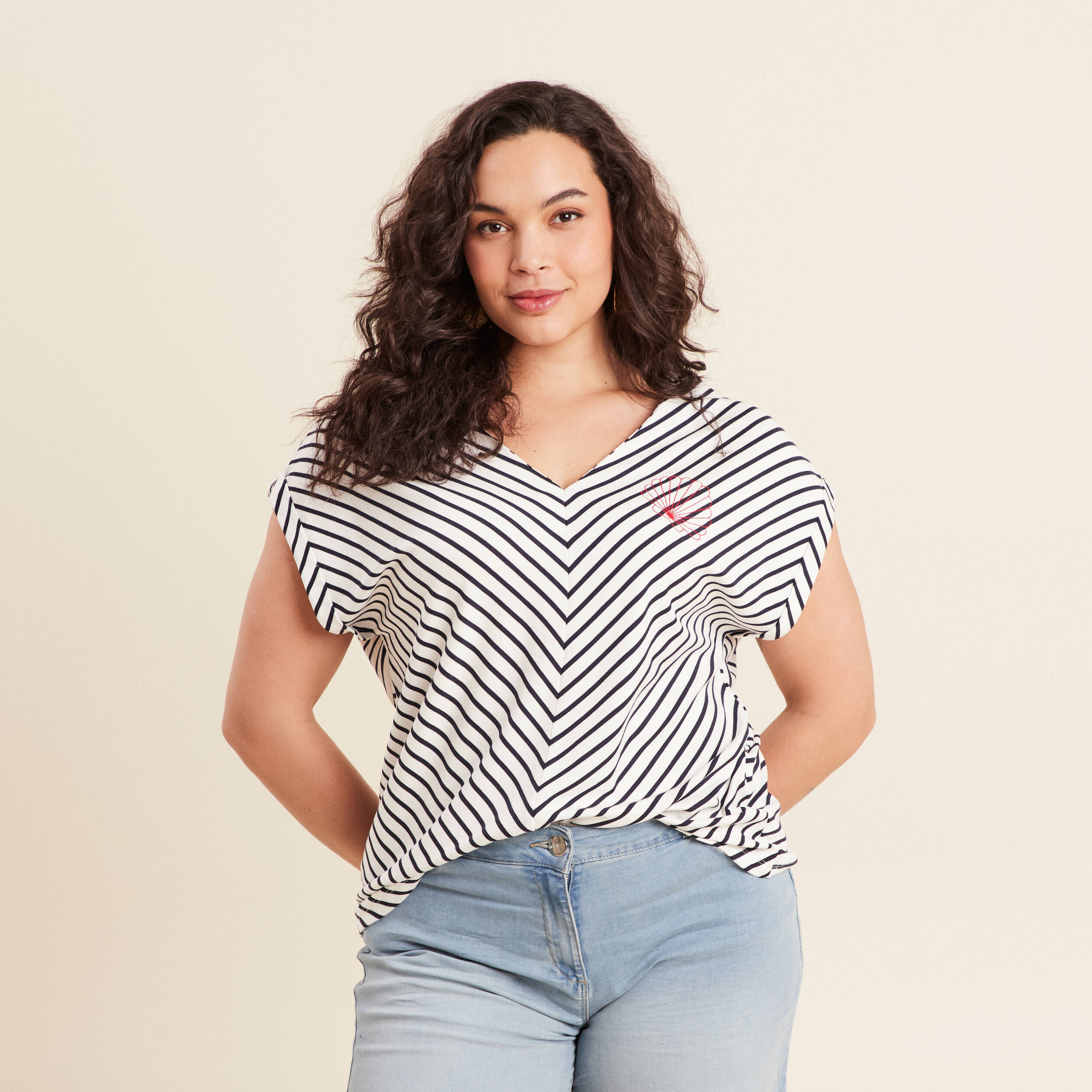 T-shirt manches courtes brodé blanc femme