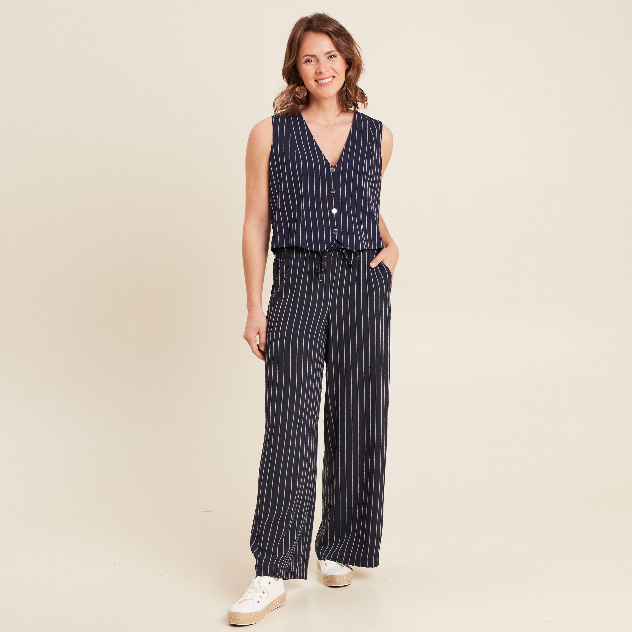 pantalon large taille haute bleu fonce femme Pantalon large taille haute bleu foncé femme