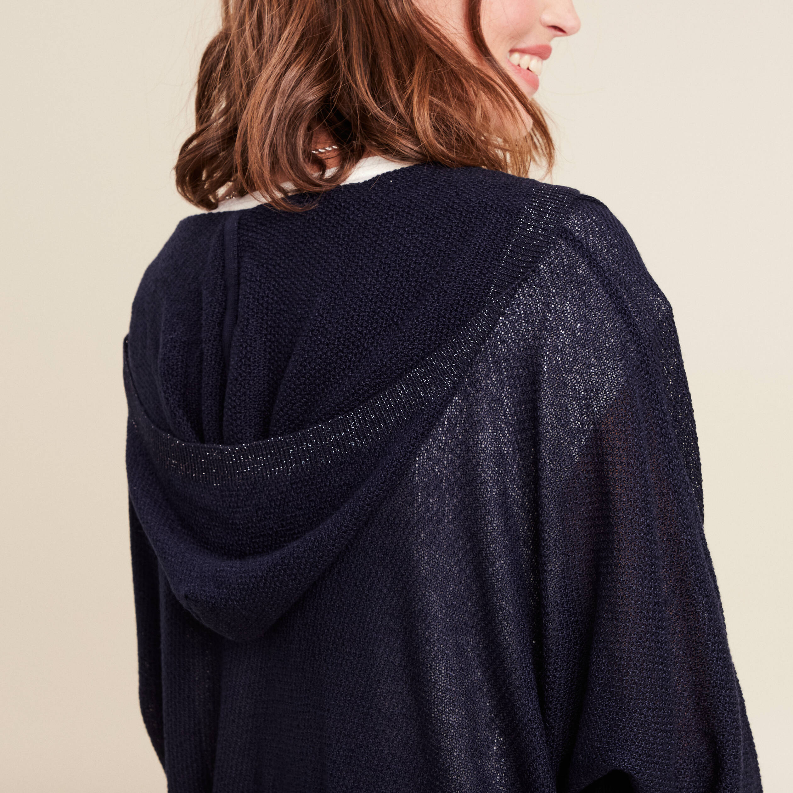 gilet droit mi long a capuche bleu marine femme gilet droit mi-long à capuche bleu marine femme