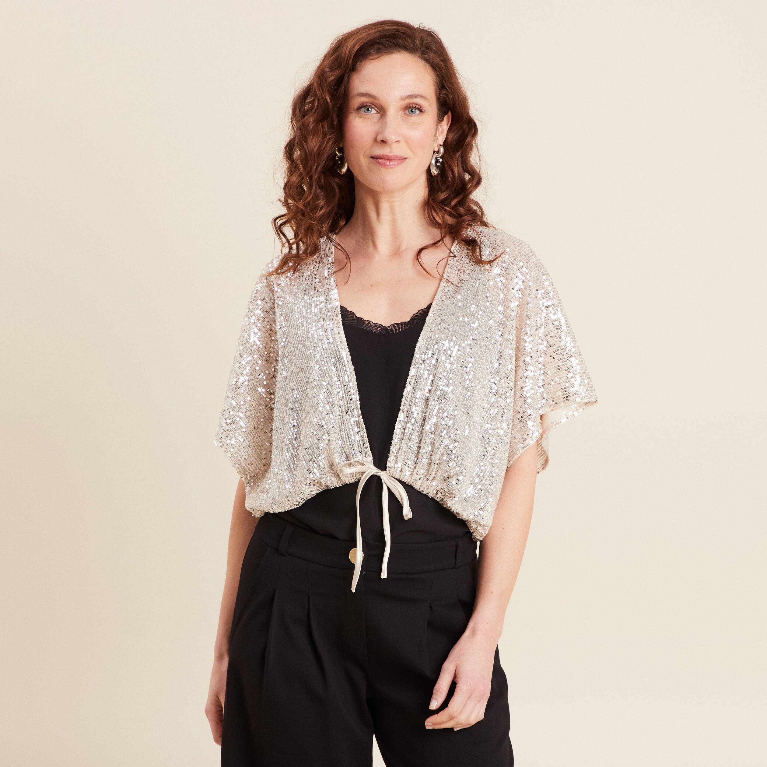 Veste kimono courte sequins couleur or femme