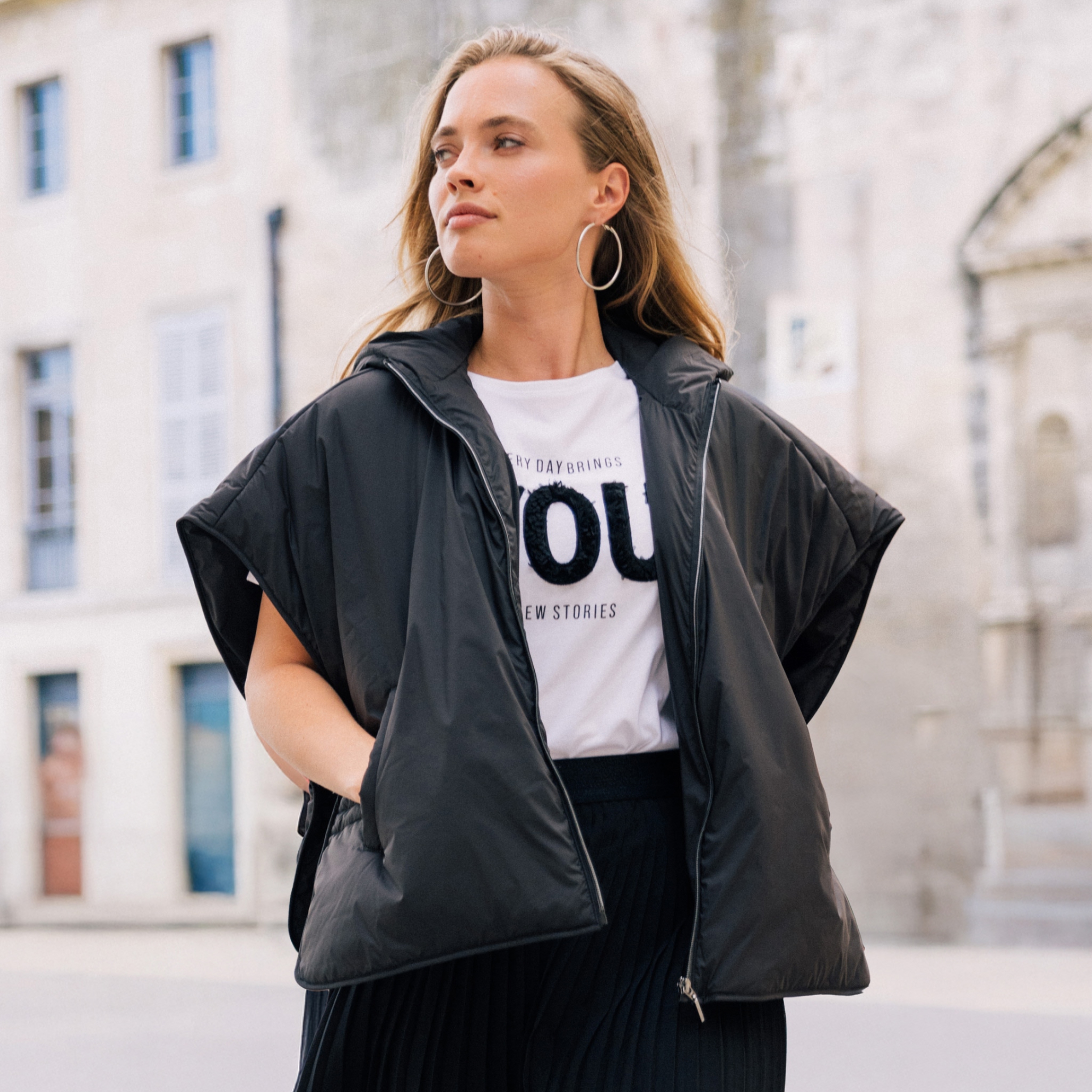 poncho coupe ample noir femme Poncho coupe ample noir femme