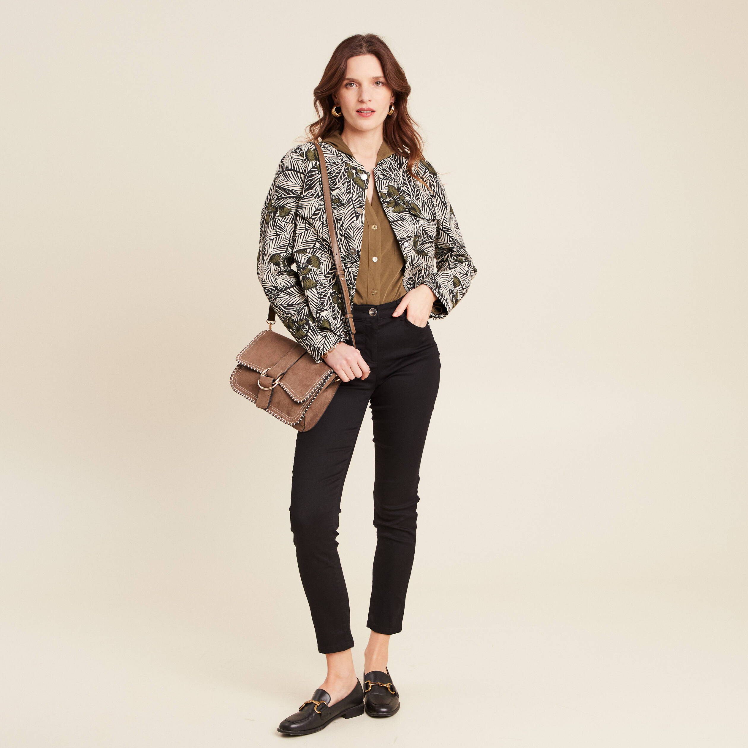 Veste boutonnée col mao vert femme