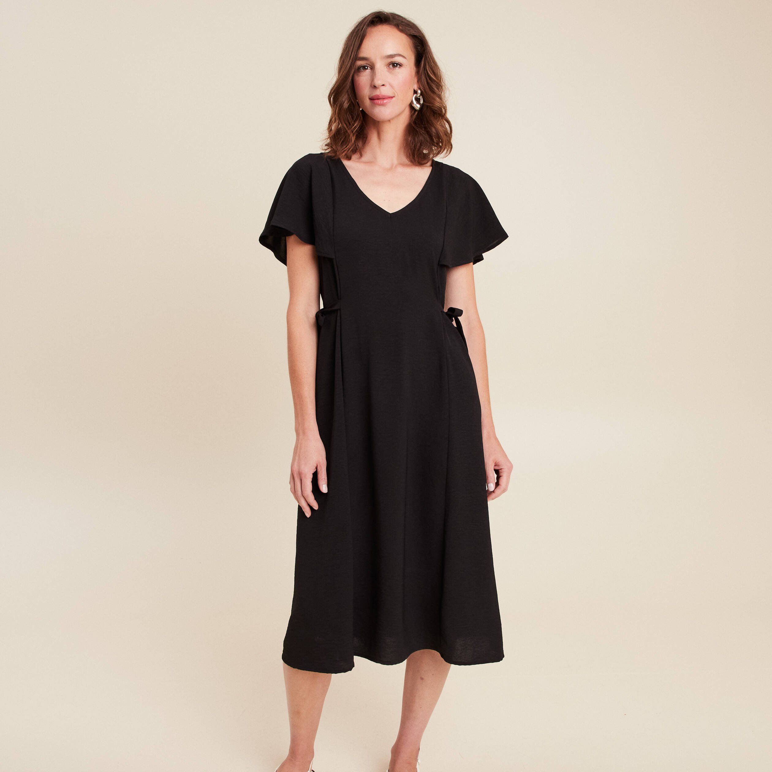 Robe longue droite manches courtes noir femme