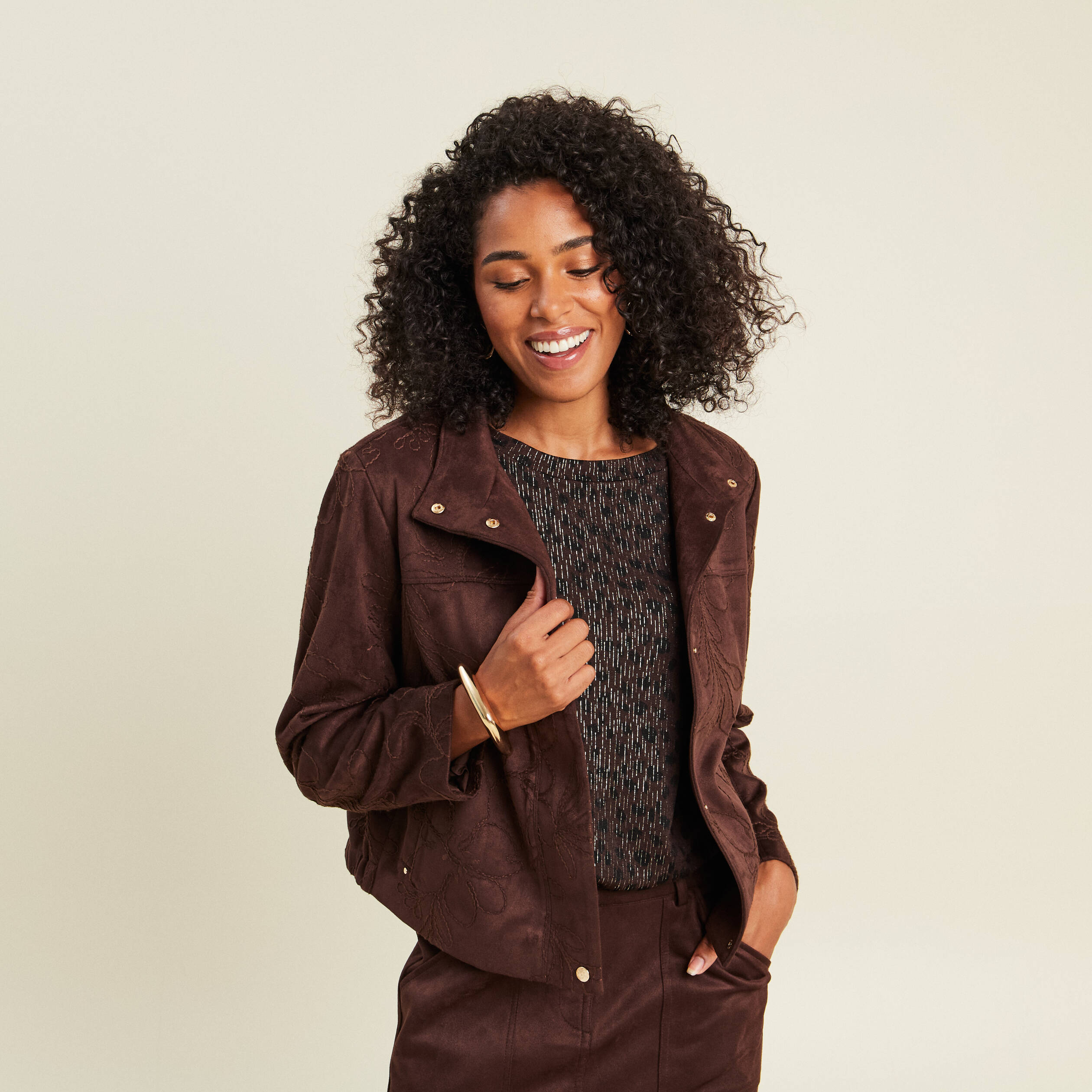 Veste col montant doubl&eacute;e marron fonc&eacute; femme