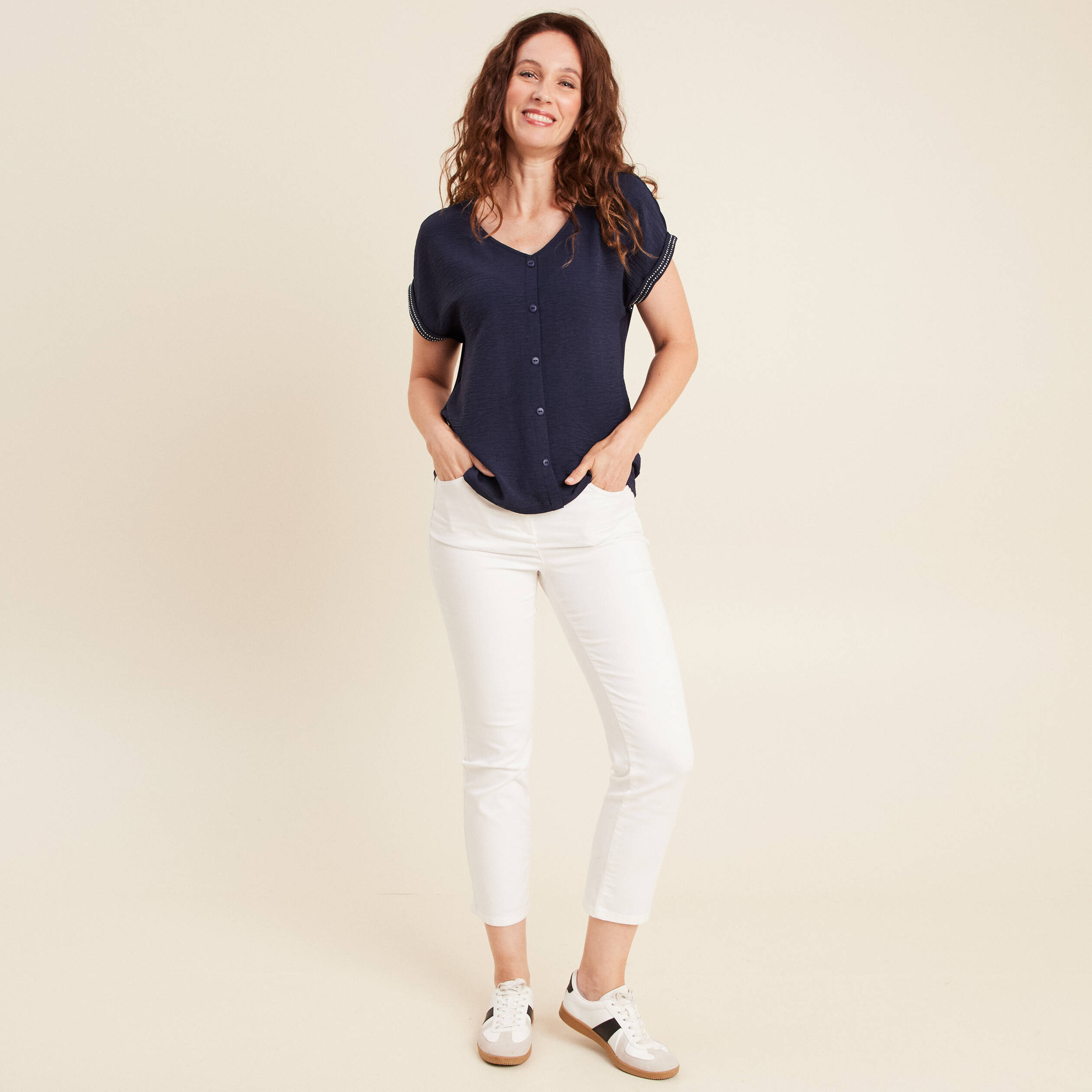 Robe col V manches courtes imprimée
