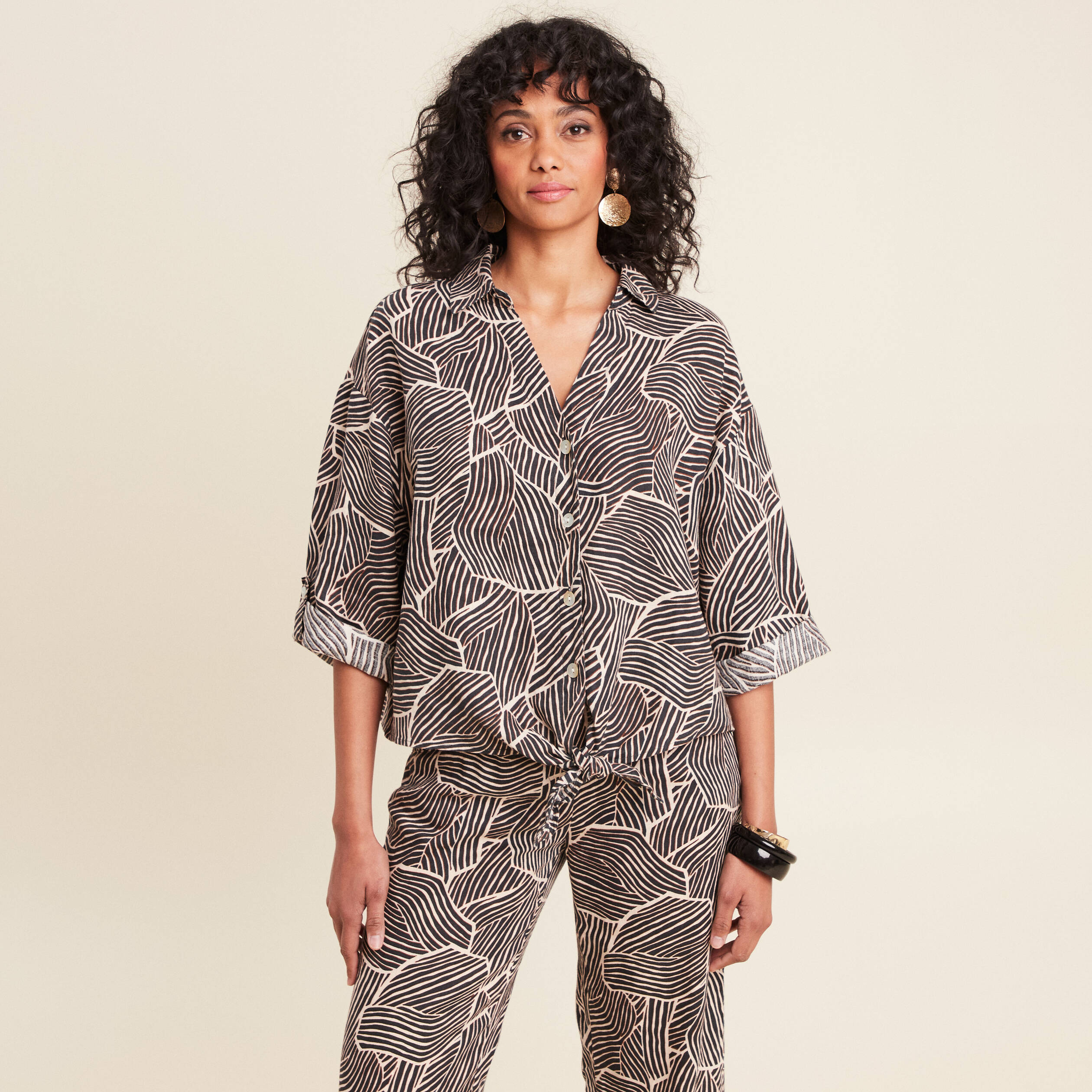 Chemise manches 3/4 nouée noir femme
