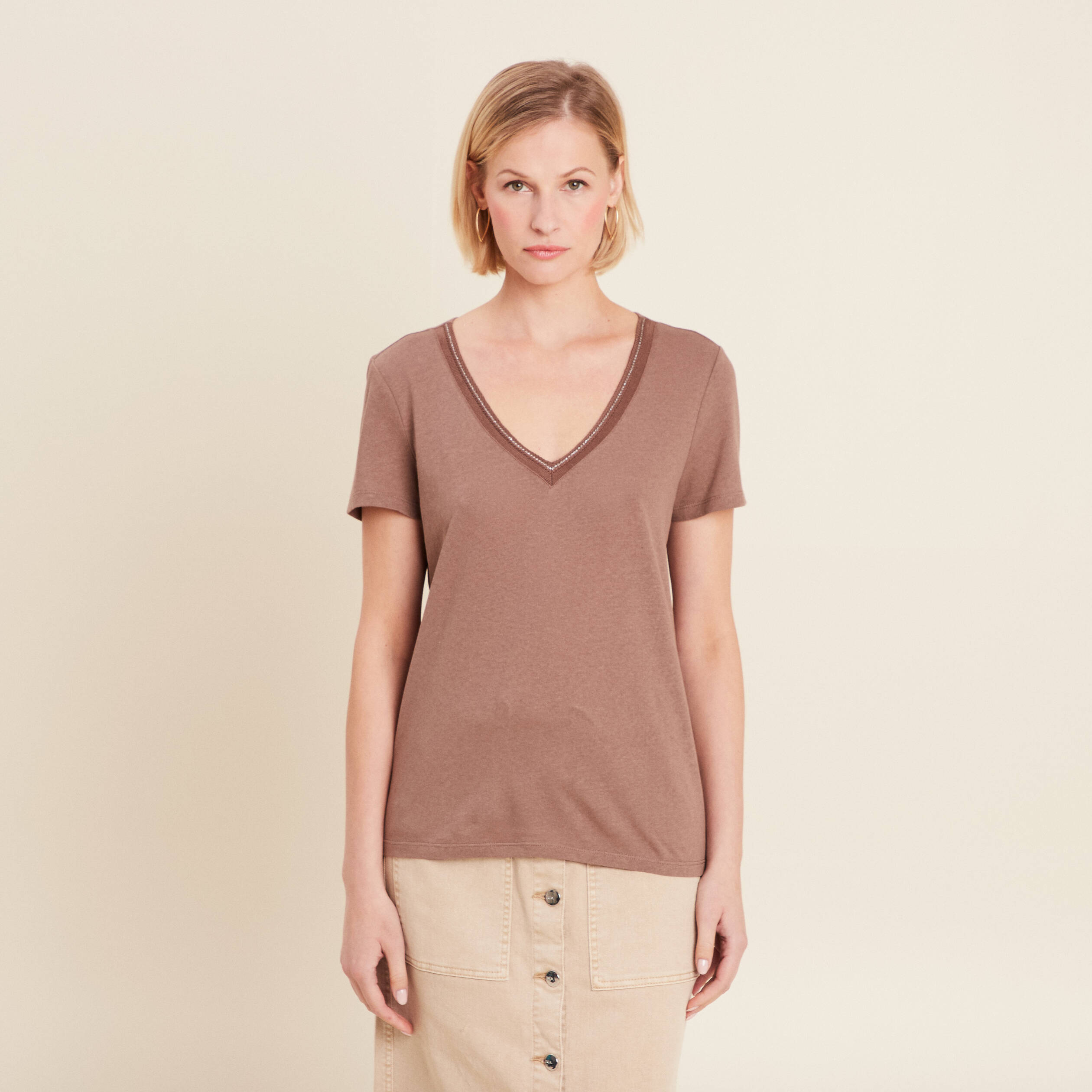 T-shirt manches courtes col en V marron cognac femme