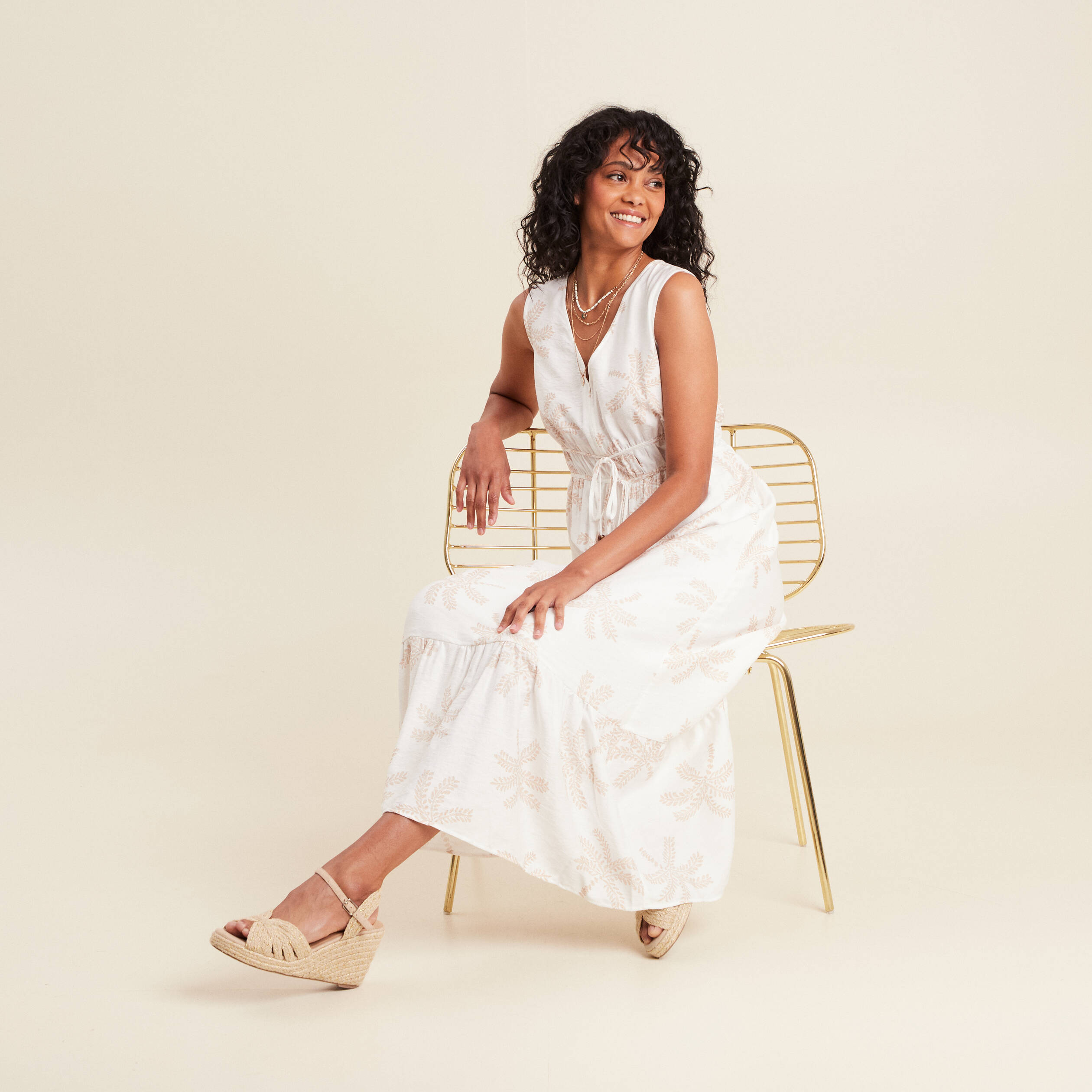 robe evasee col v doublee beige femme robe évasée col V doublée beige femme