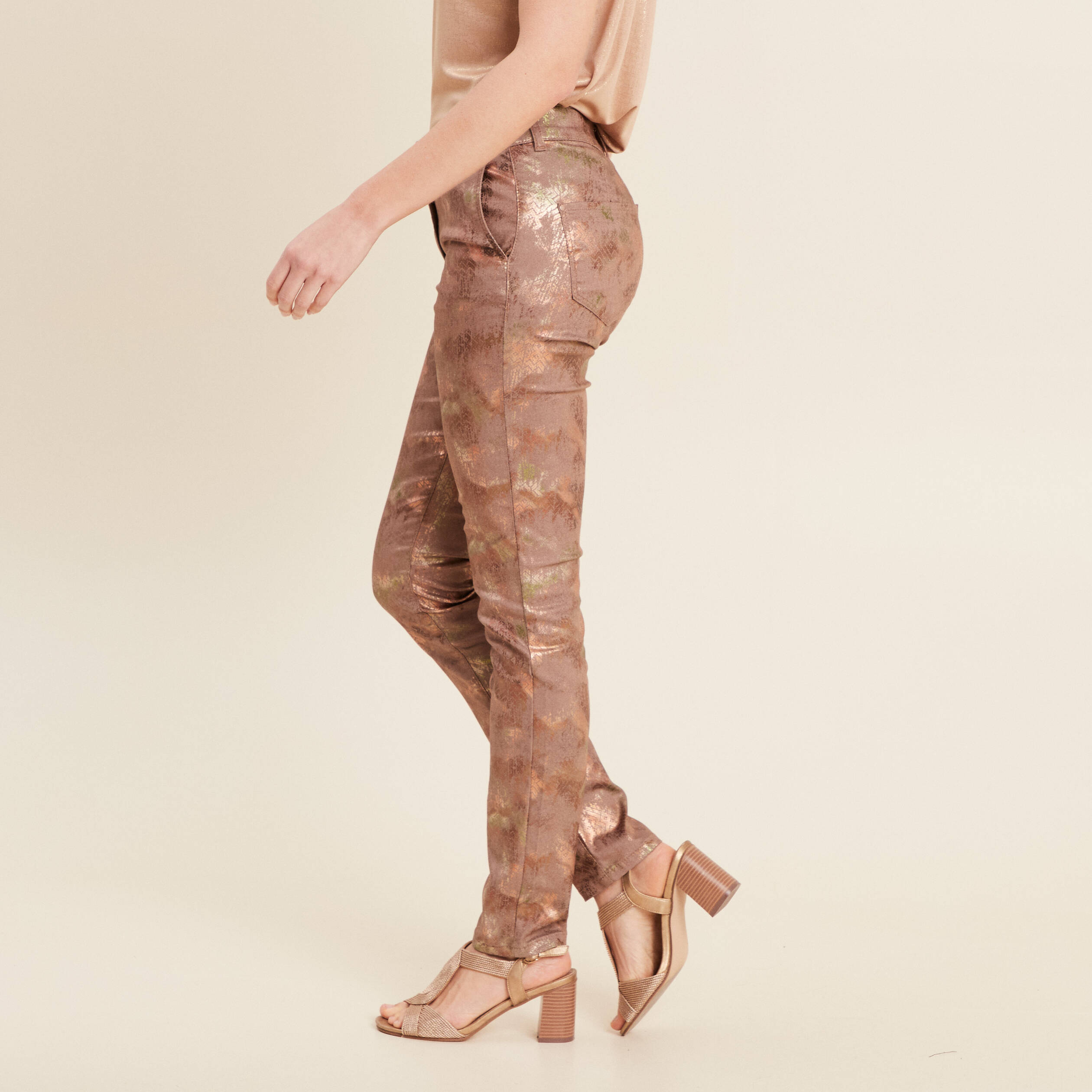 pantalon ajuste marron femme Pantalon ajusté marron femme