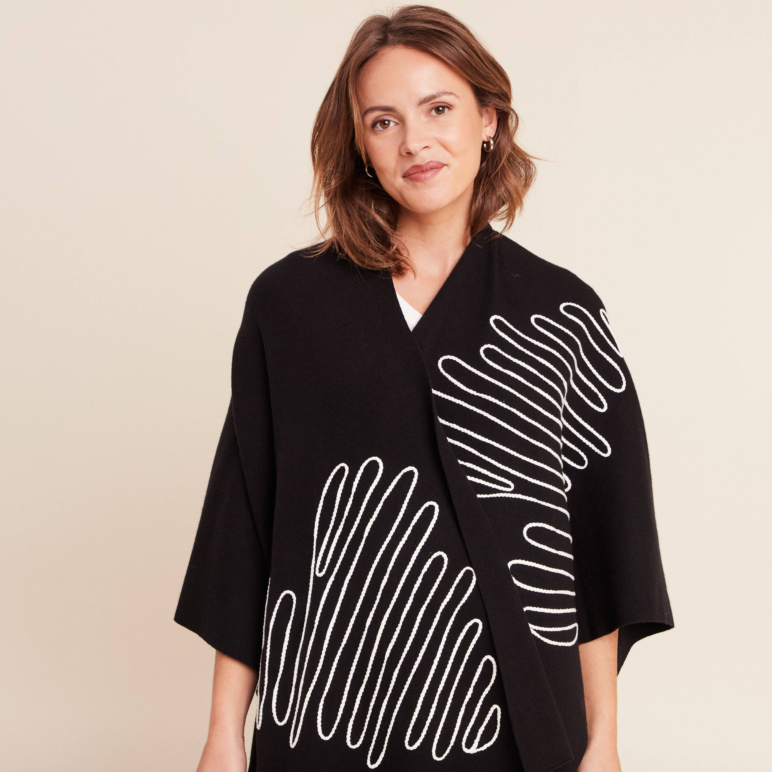 Poncho noir femme