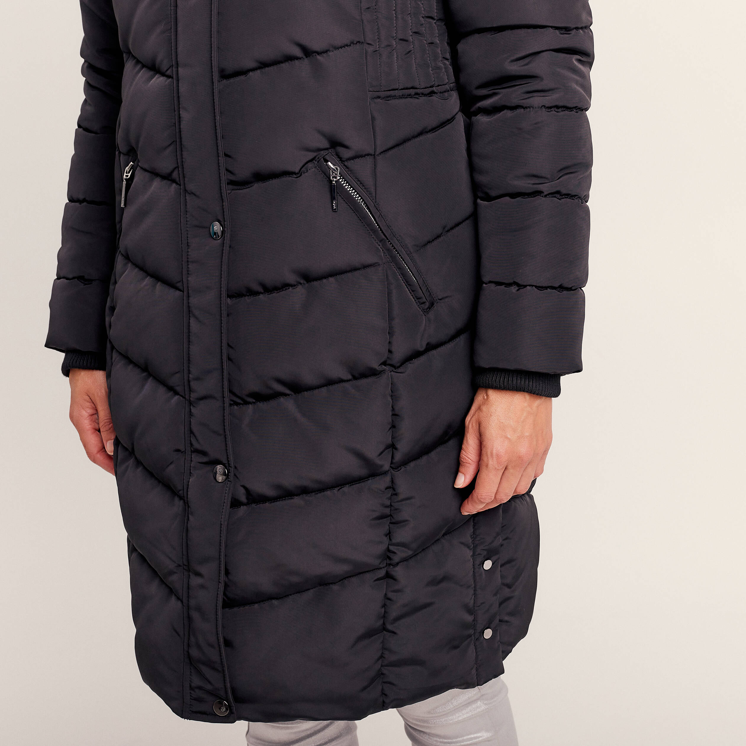 Doudoune déperlante longue à capuche noir femme