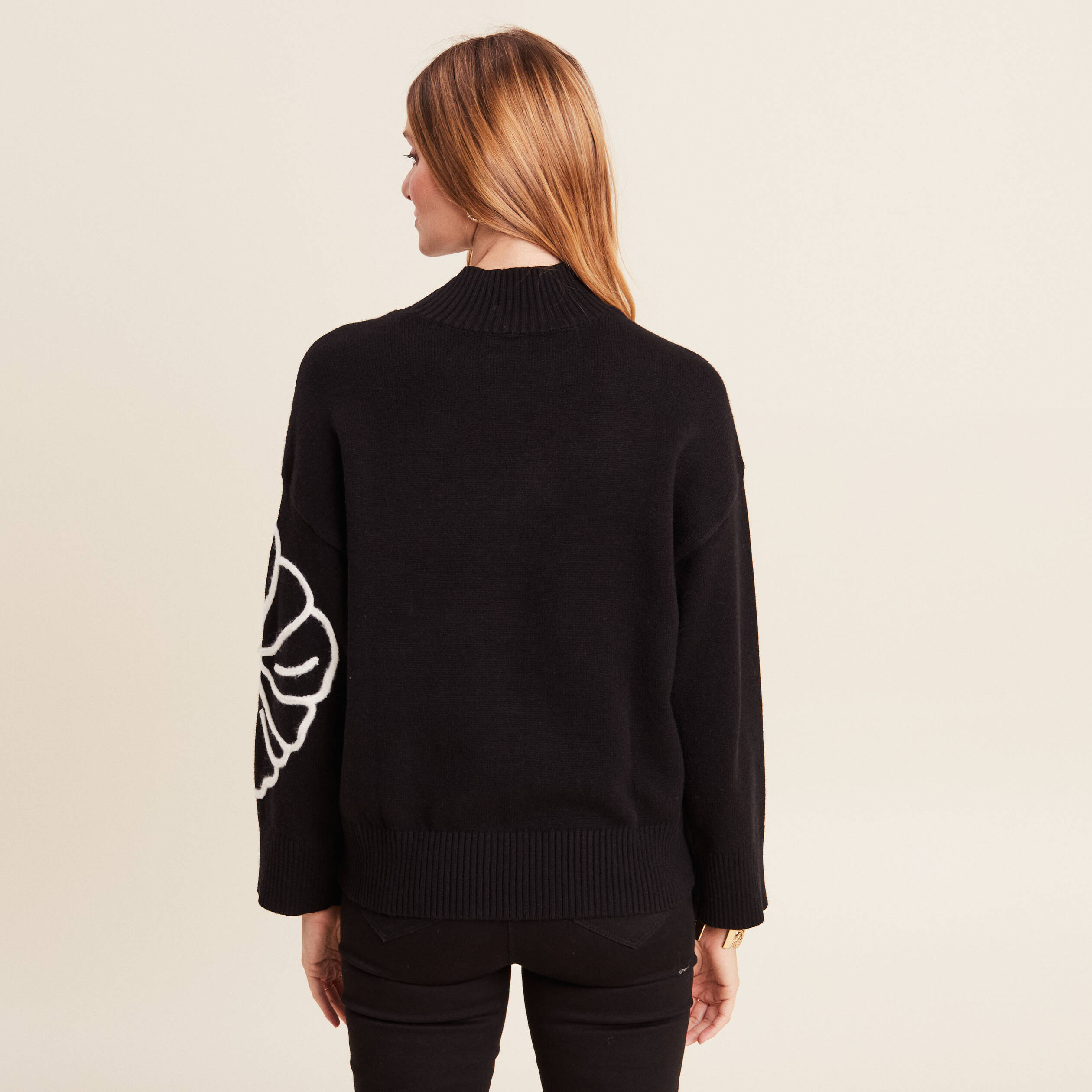 Pull manches longues noir femme
