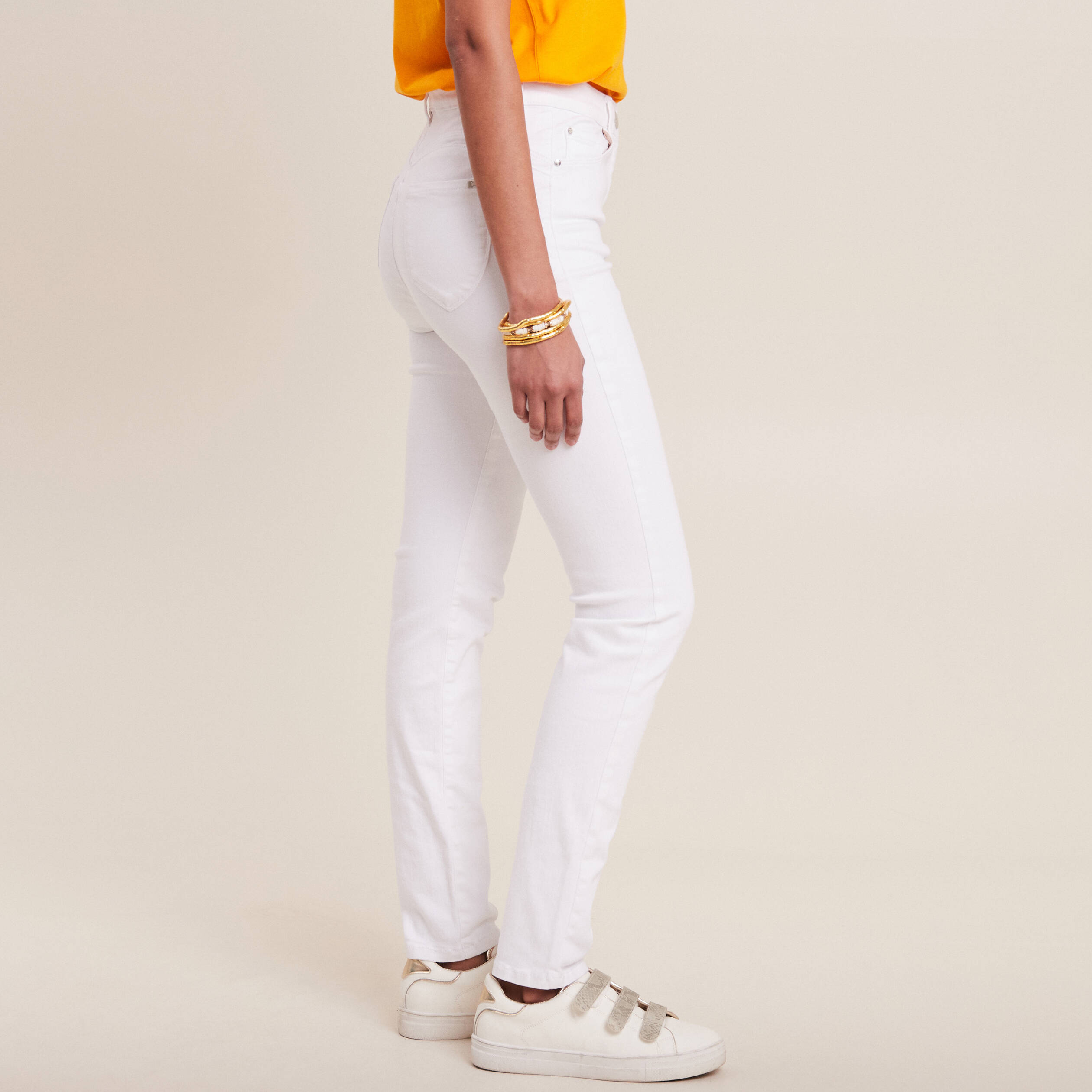 Jean magique ajusté taille standard blanc femme