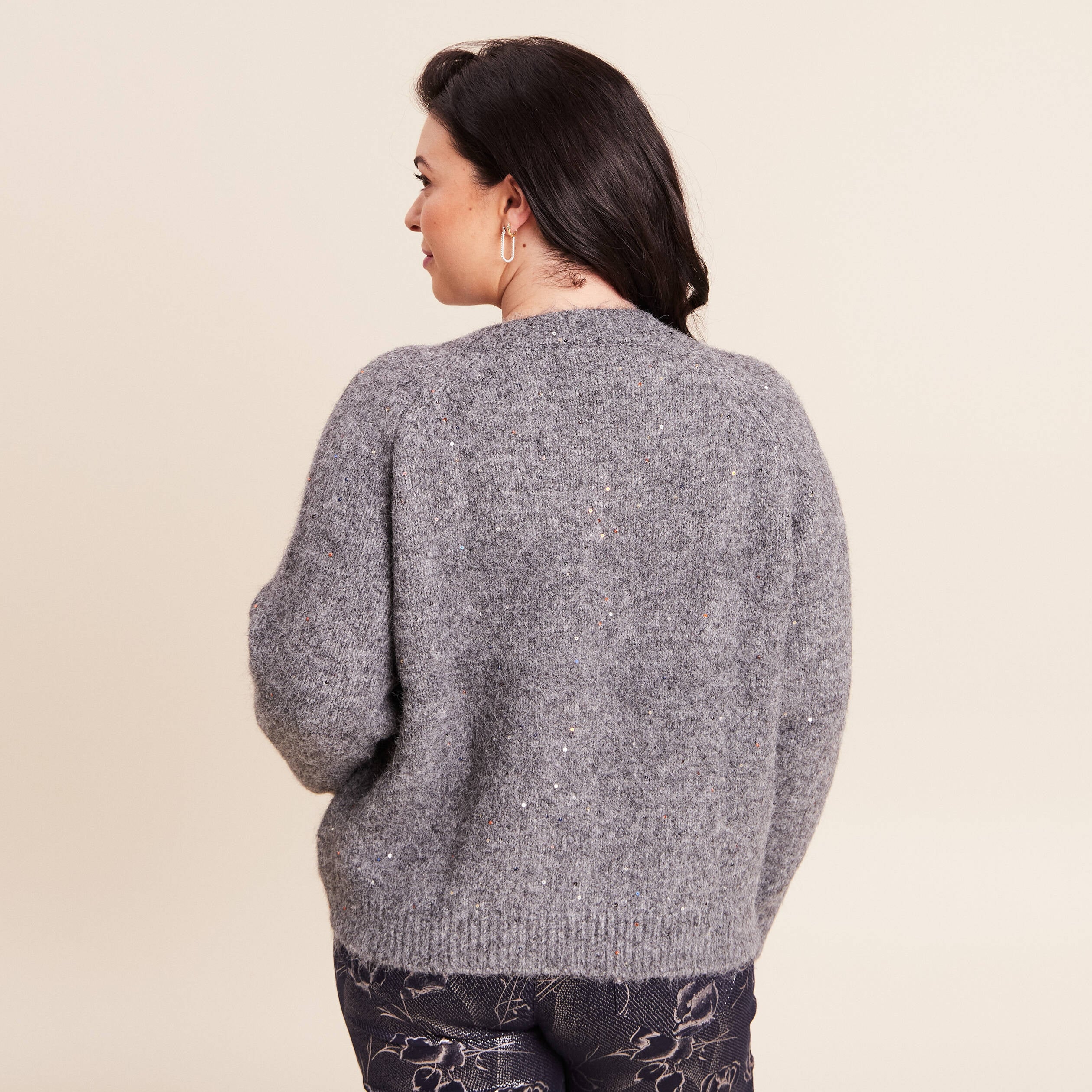 Gilet en maille gris à boutons croisés