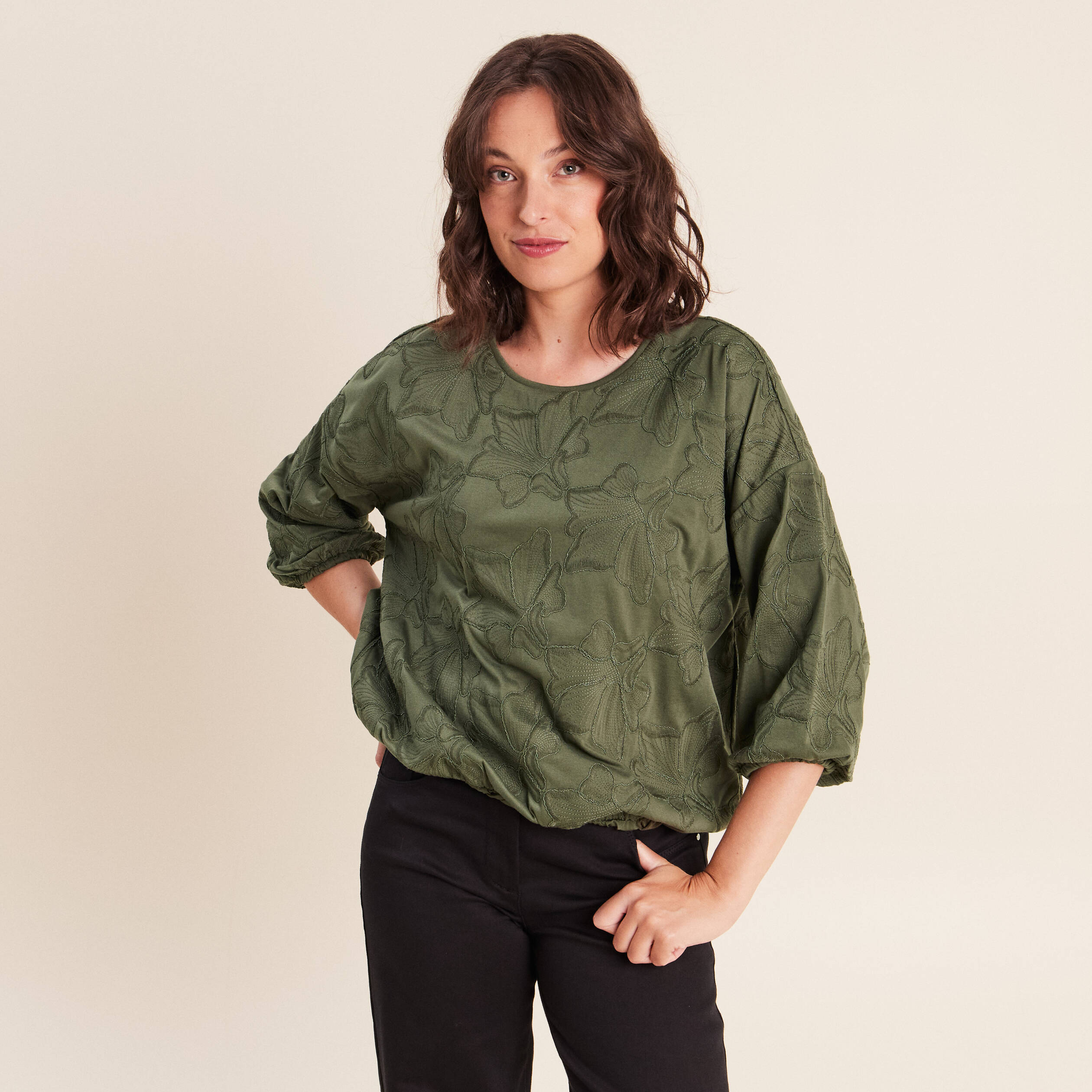 Blouse col rond manches 3/4 bas resserr&eacute; vert kaki femme