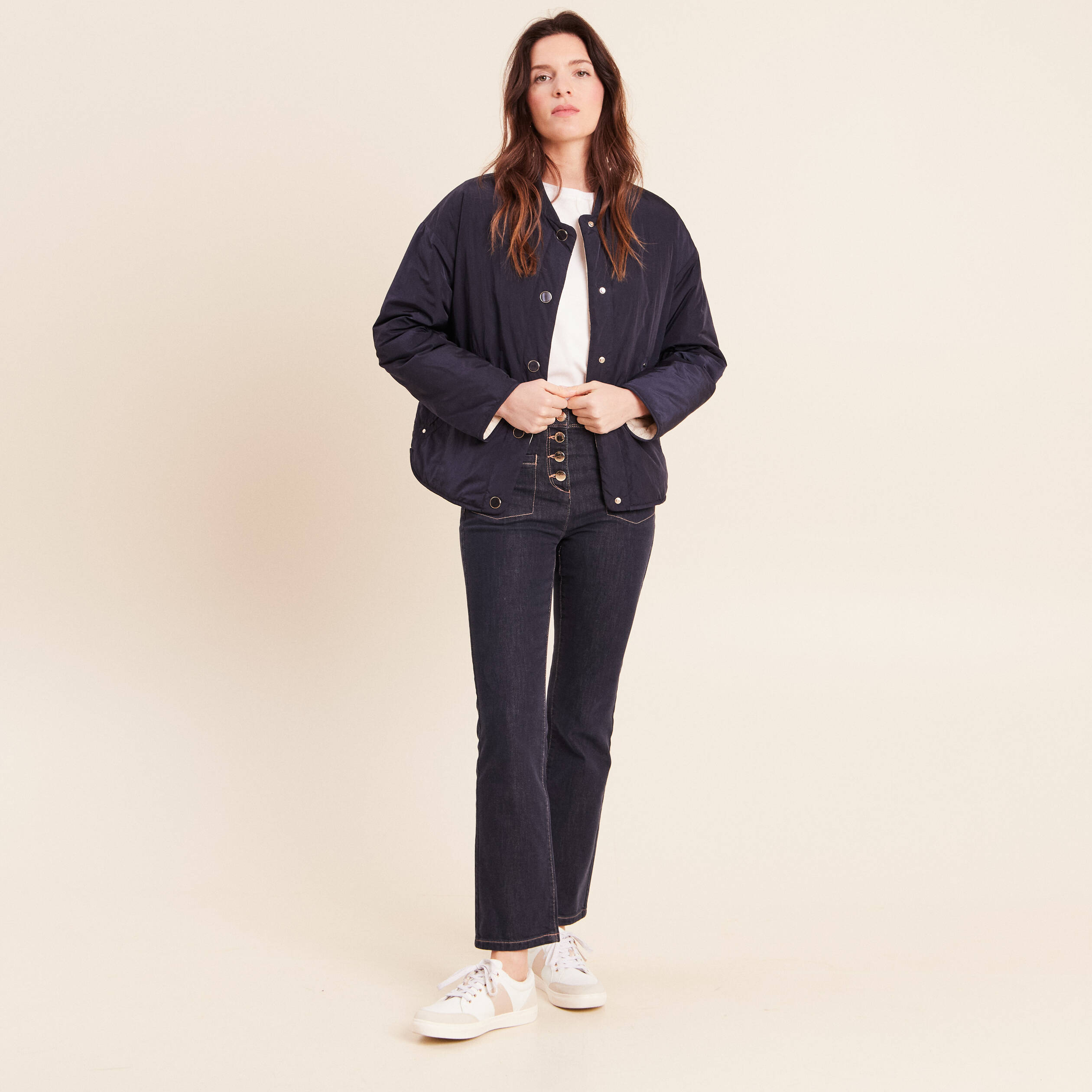 Doudoune r&eacute;versible droite et courte bleu fonc&eacute; femme