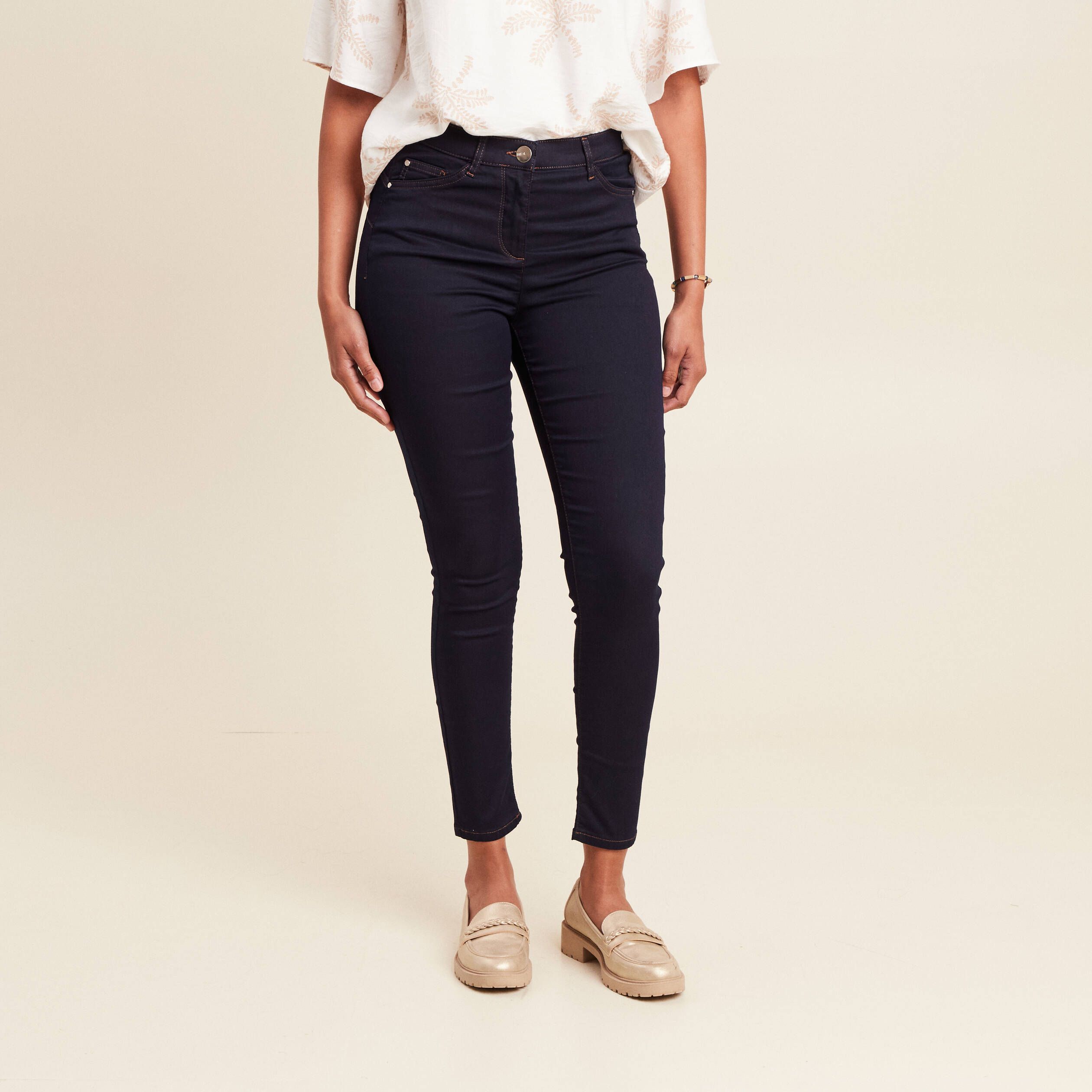 Jean magique Le L&eacute;ger ajust&eacute; 7/8&egrave;me denim brut femme