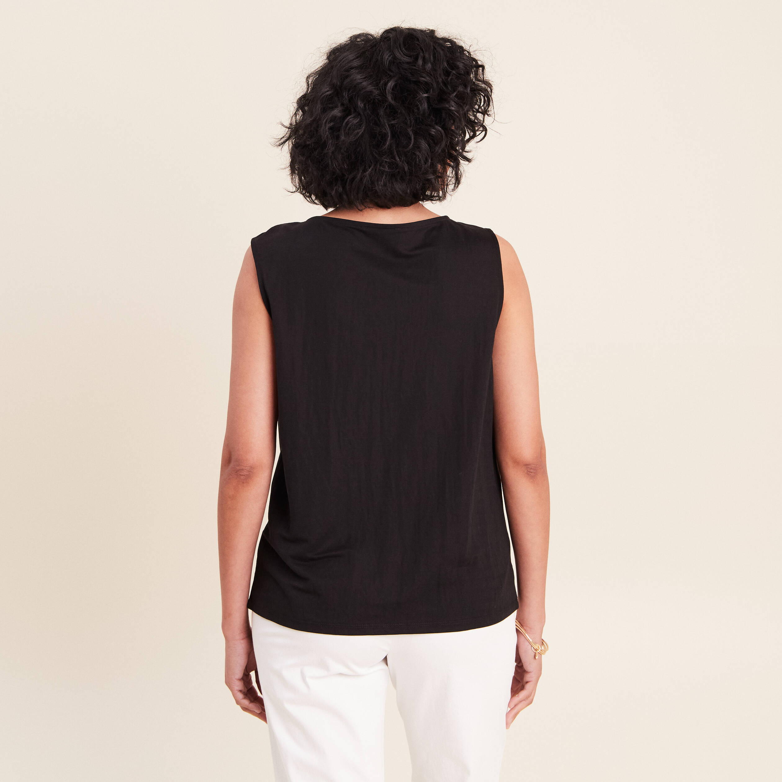 T-shirt col b&eacute;nitier noir femme