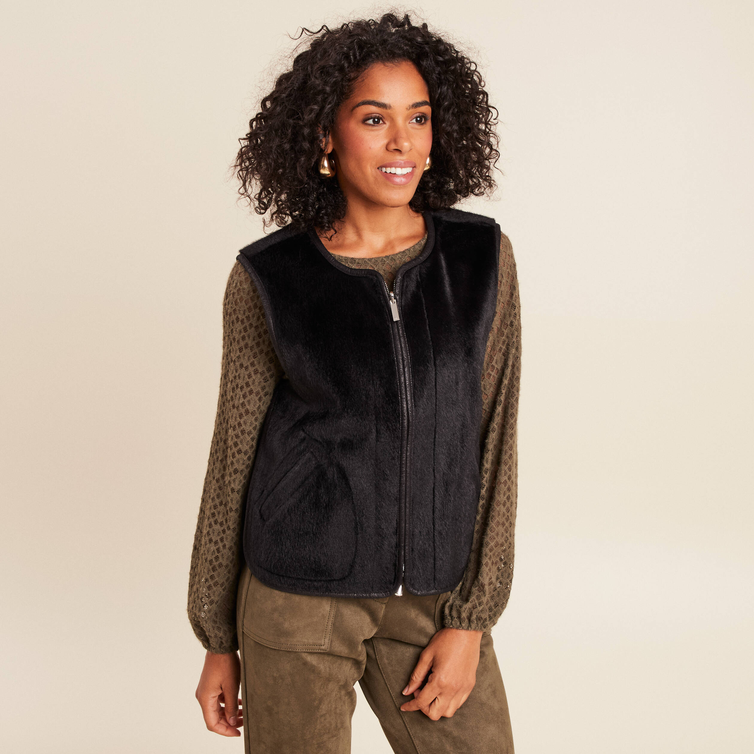 Veste sans manches sans col marron fonc&eacute; noir femme