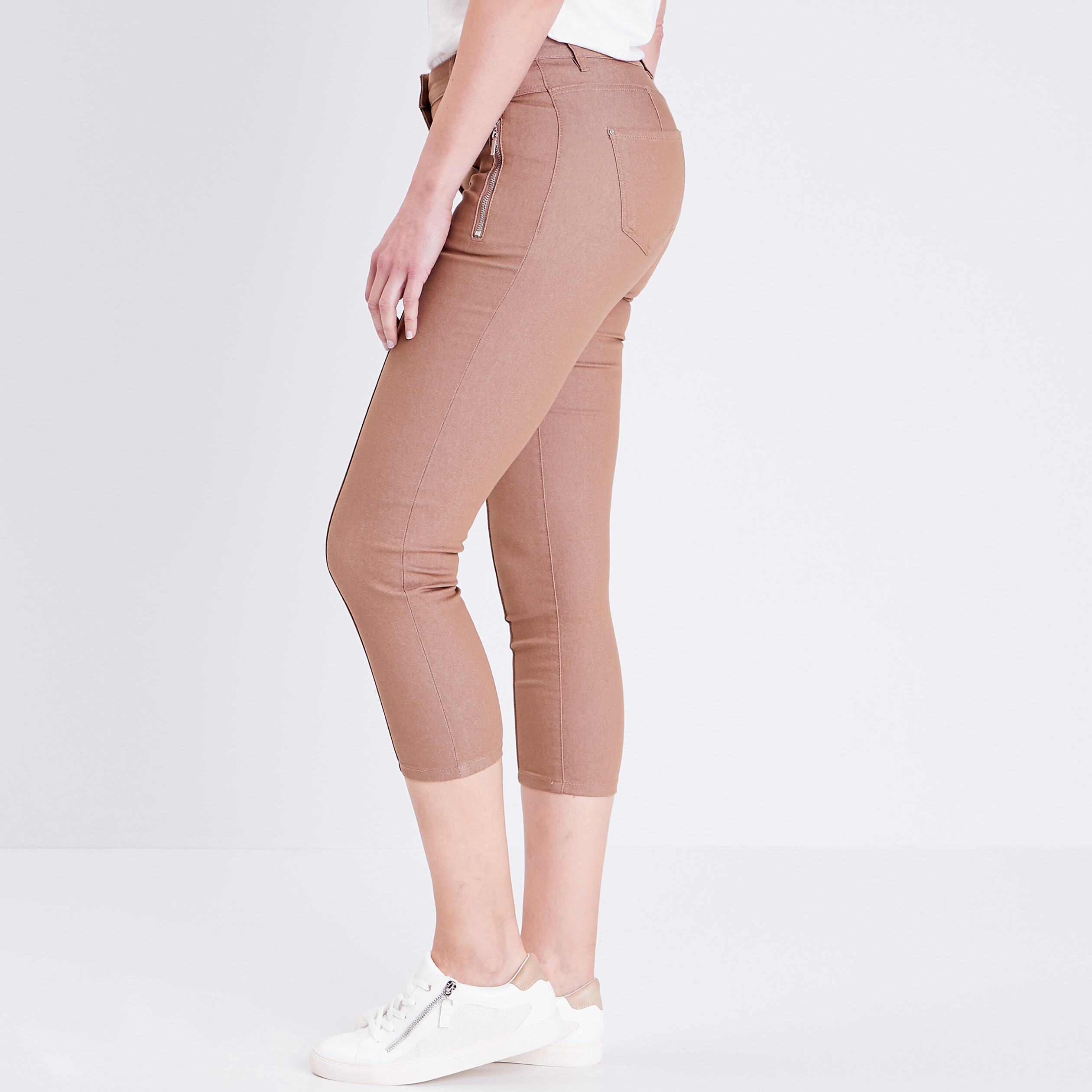 Pantacourt taille standard marron femme
