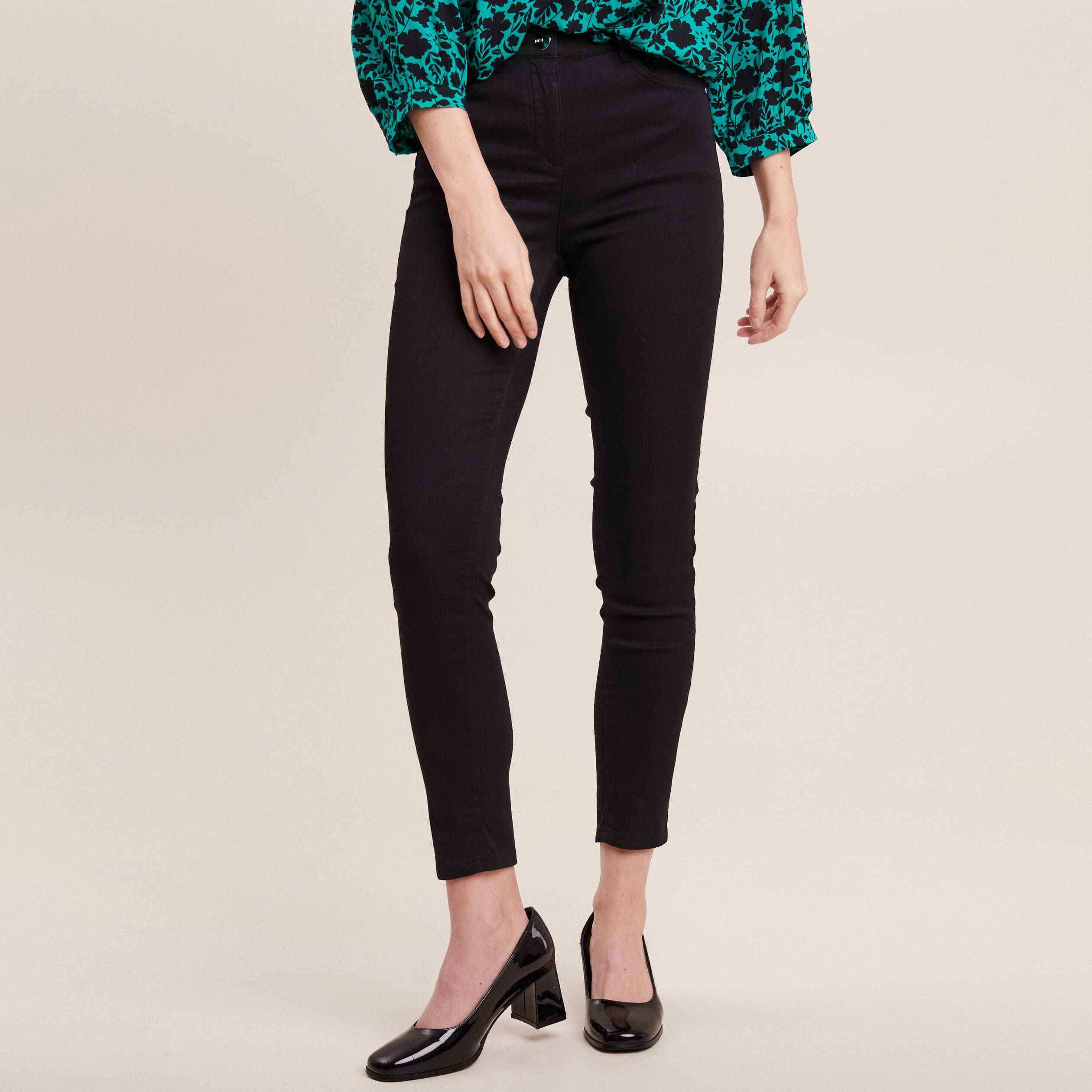 Pantalon magique Le L&eacute;ger coupe ajust&eacute;e noir femme