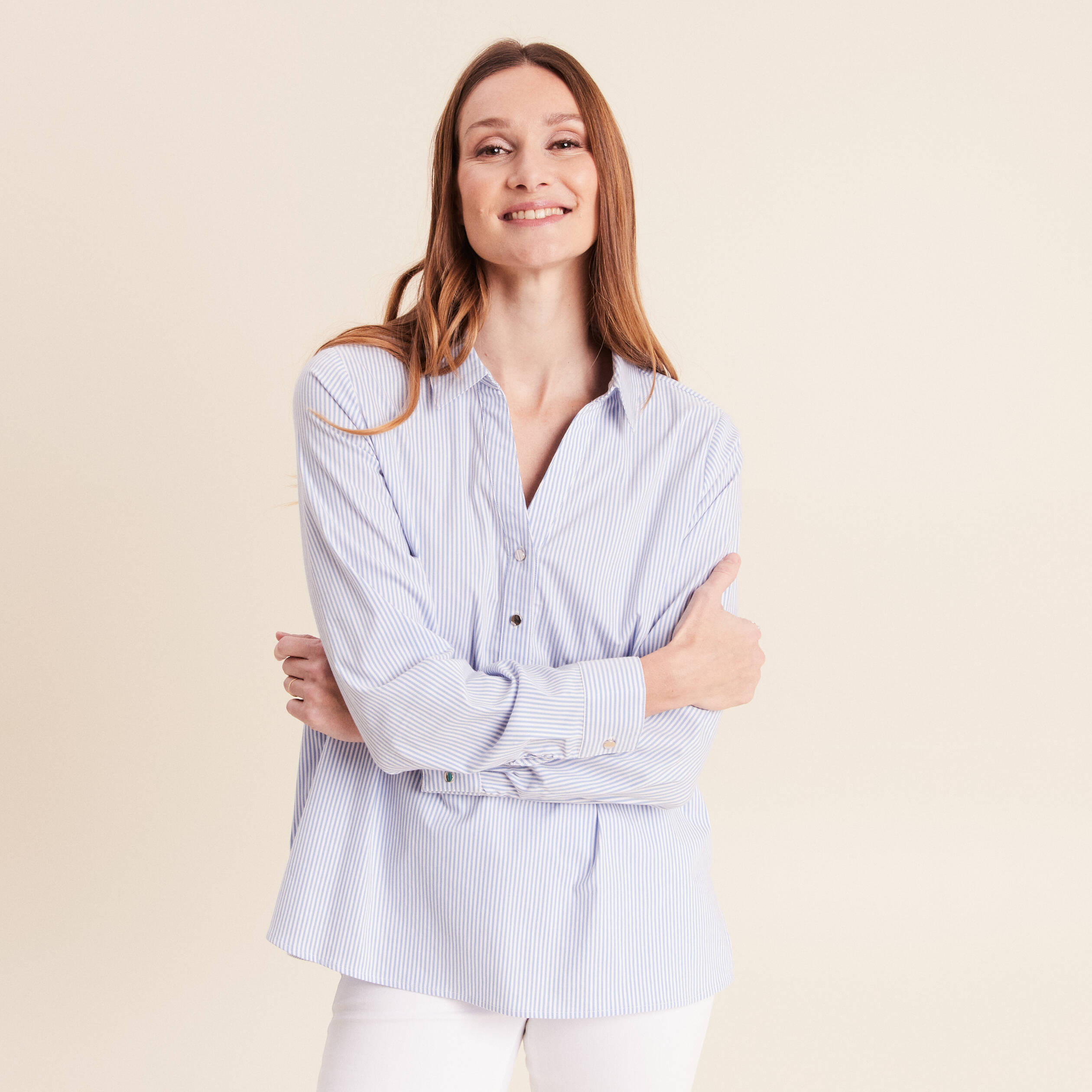 Chemise Femme Kuhl – Col V, Manches Longues, Baies Chiné, Taille S, Randonnée, Polyester