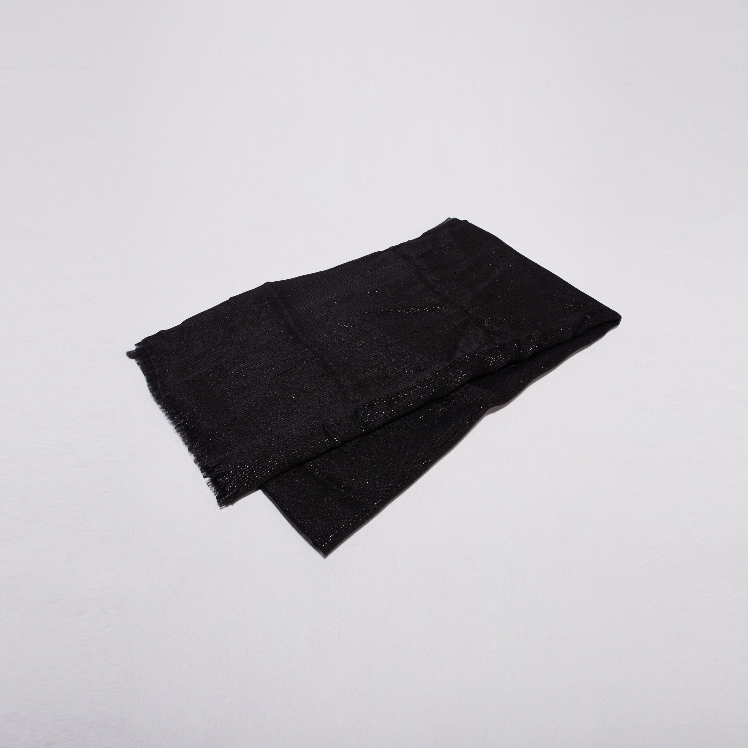 Foulard brillant &agrave; franges noir femme