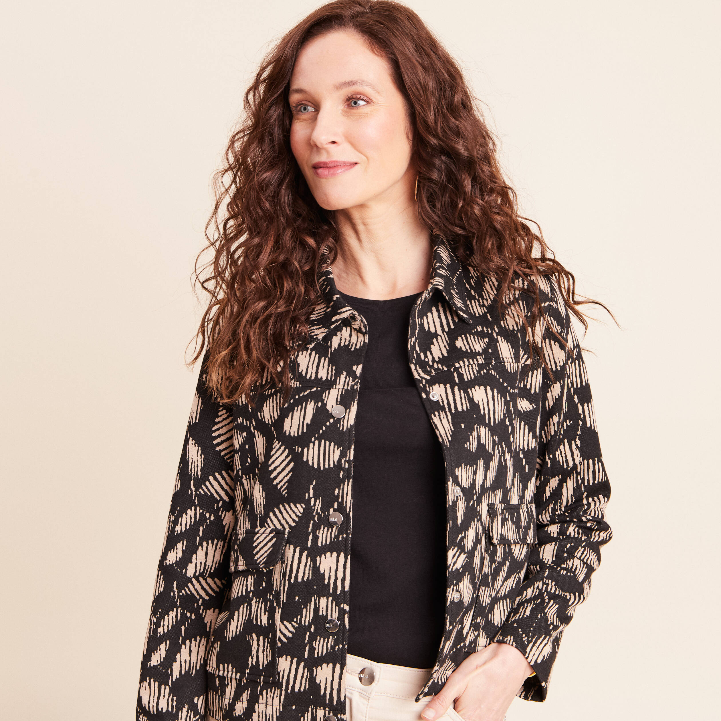 Veste droite doubl&eacute;e noir femme