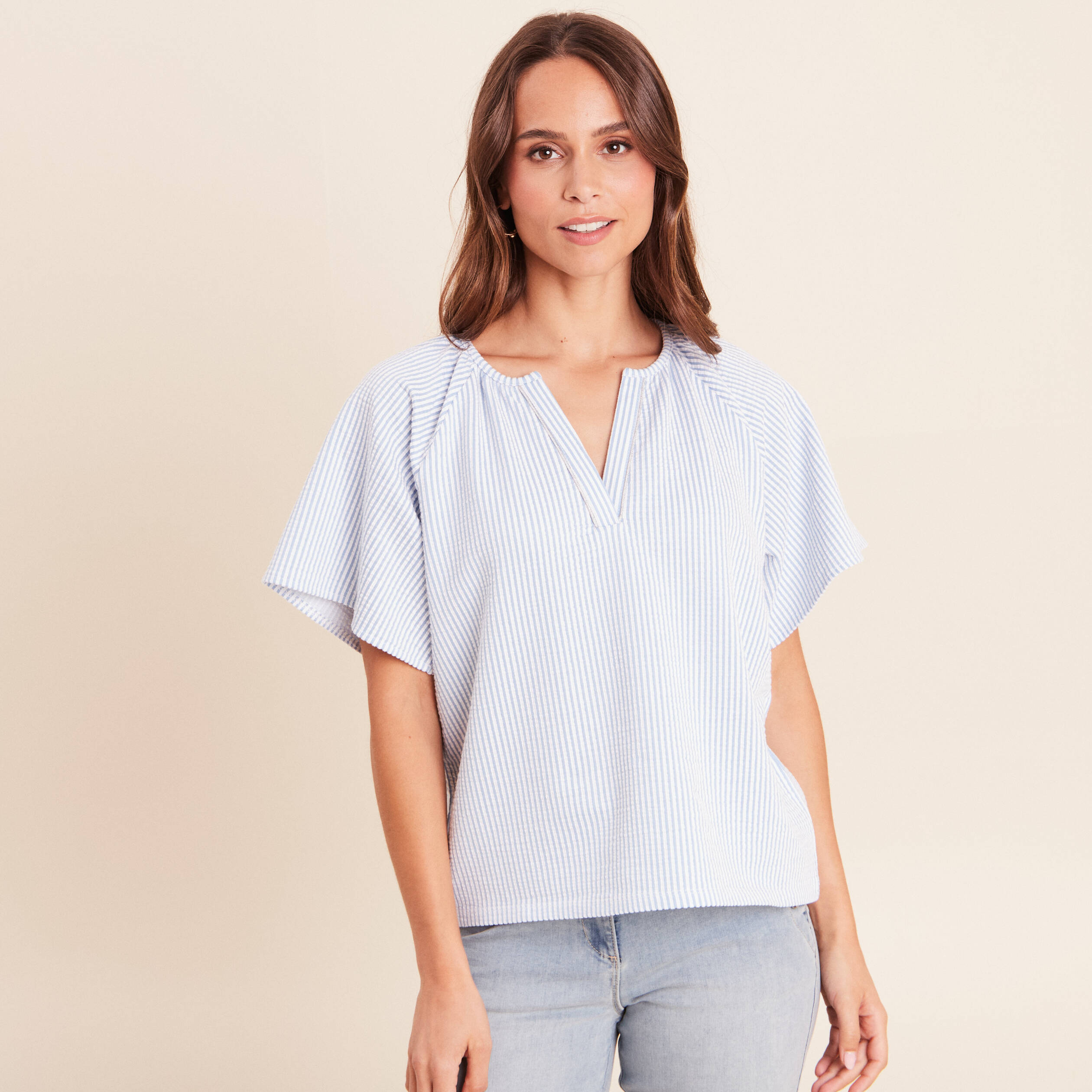 Blouse courte bas resserr&eacute; bleu femme