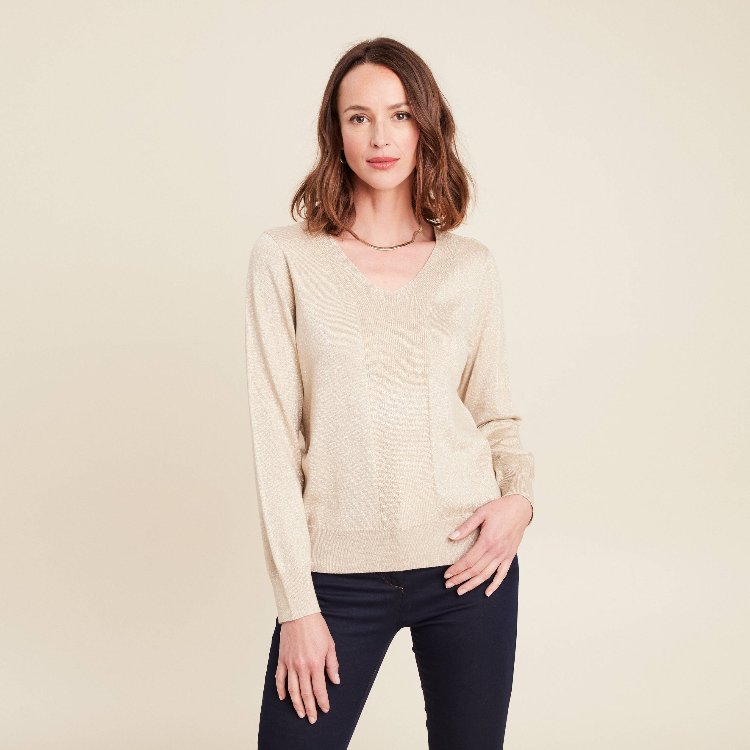 Pull col V manches longues brillant couleur or femme Bréal