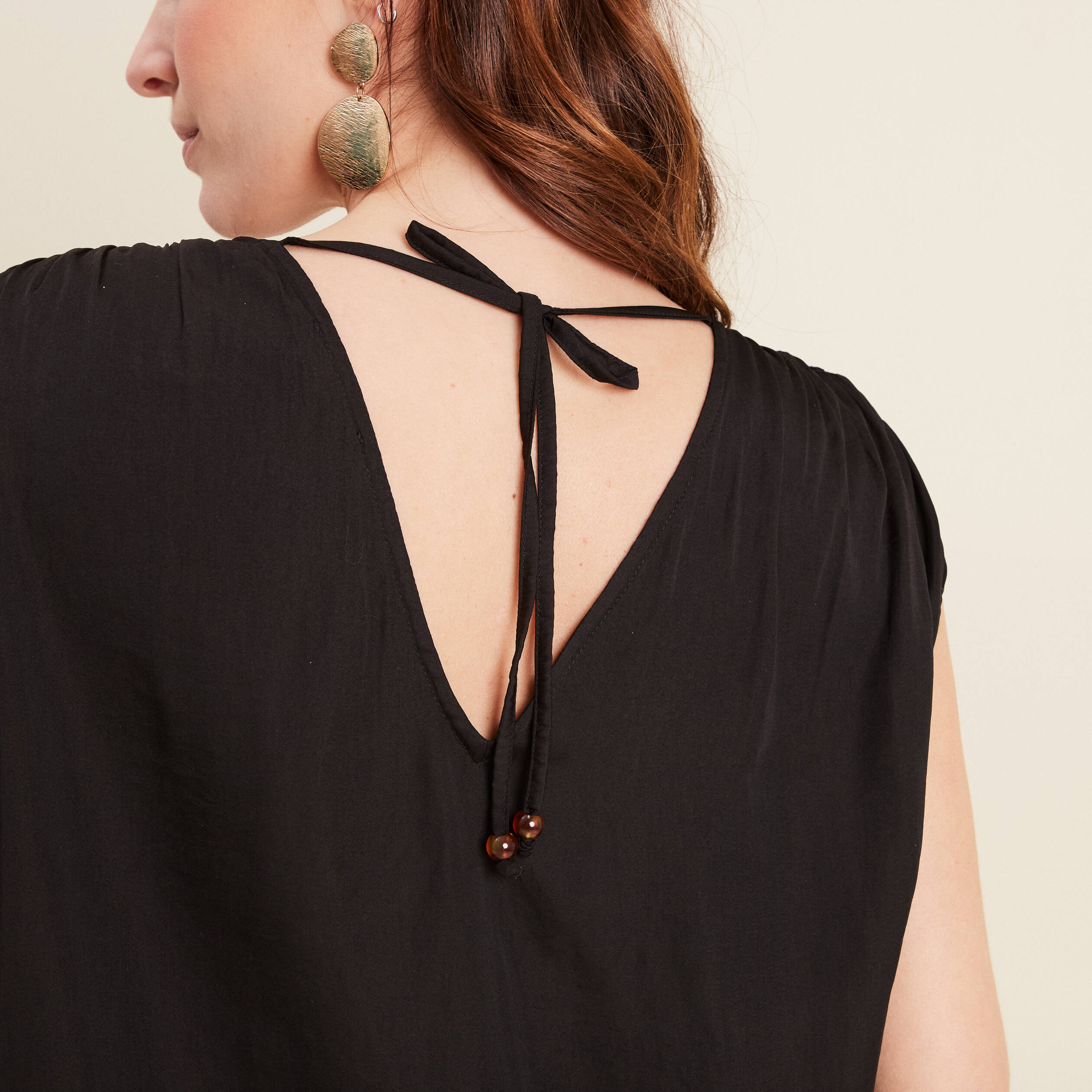 Blouse sans manches noir femme