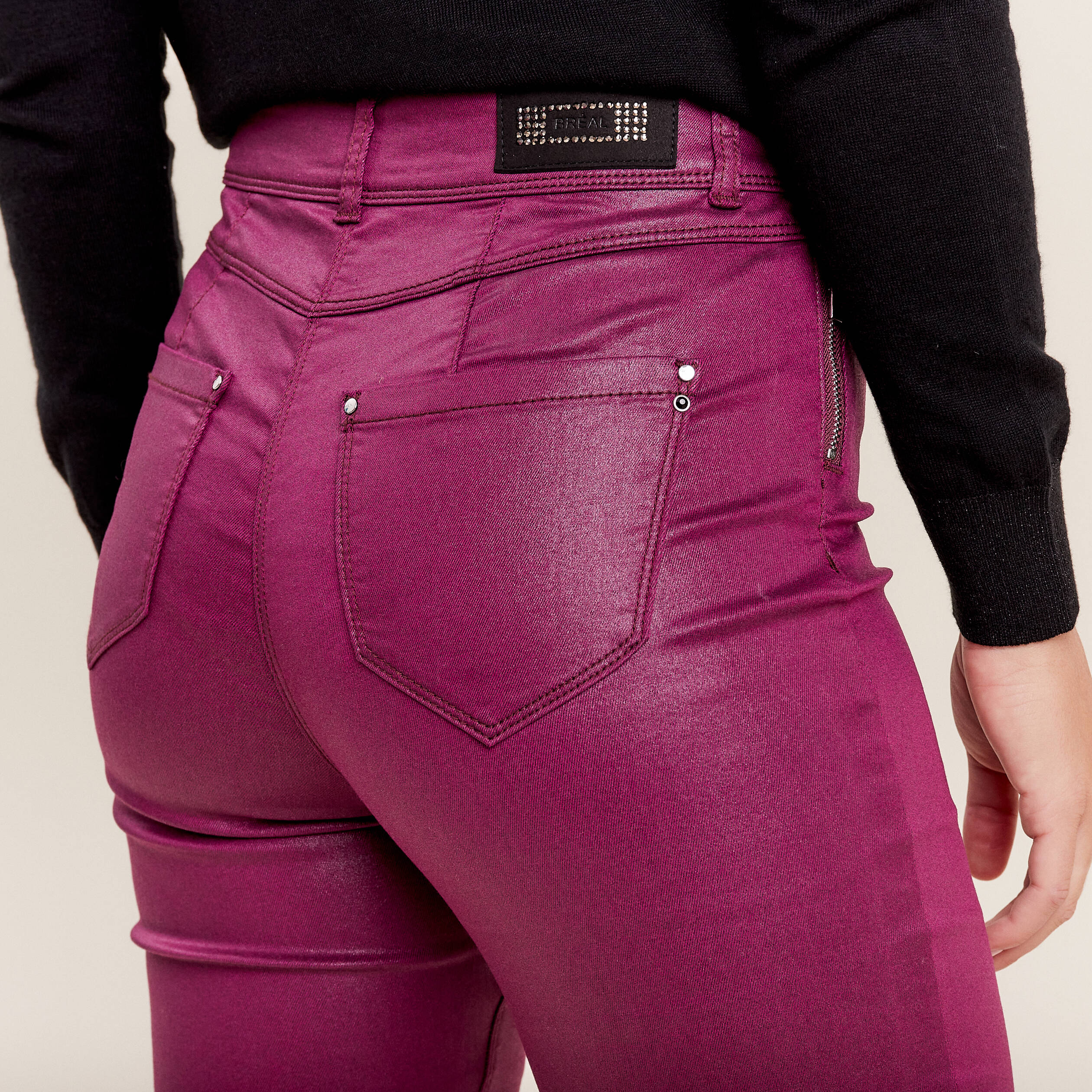 Pantalon ajusté enduit prune femme
