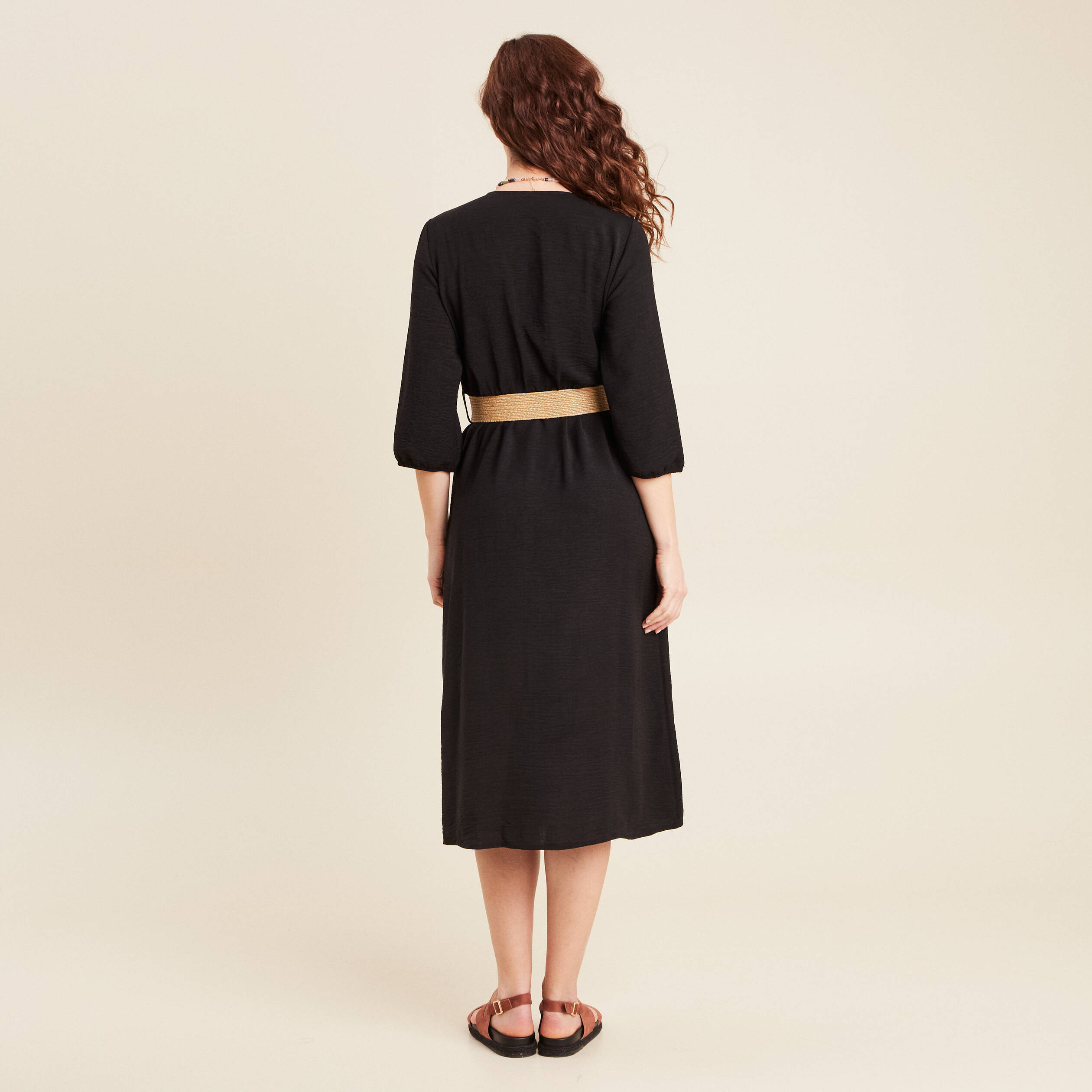 Robe droite ceinturée noir femme