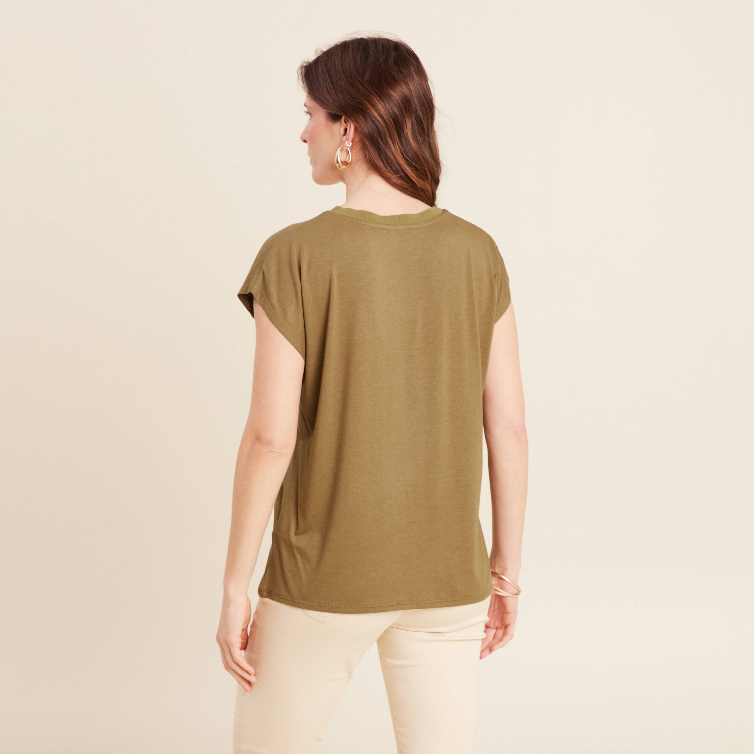 t shirt manches courtes vert kaki femme T-shirt manches courtes vert kaki femme