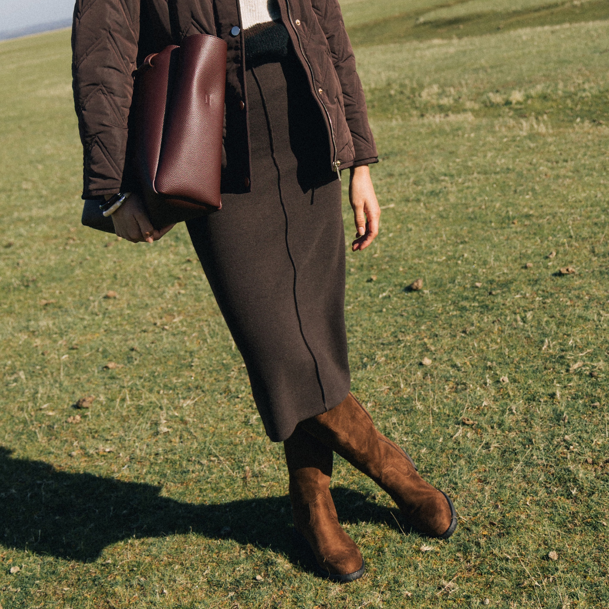 Jupe longue droite en maille marron fonc&eacute; femme