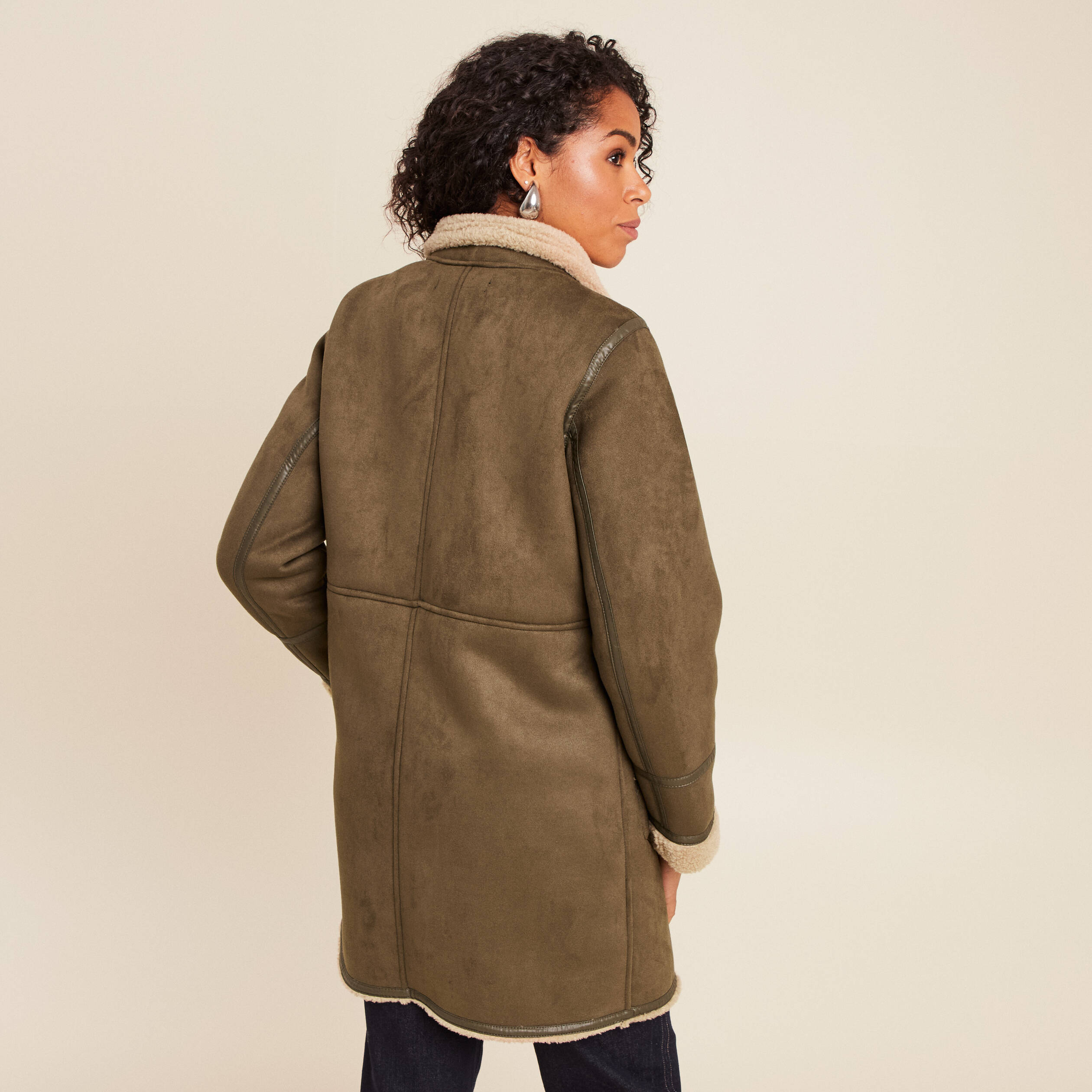 Manteau cintr&eacute; mi-long vert kaki femme