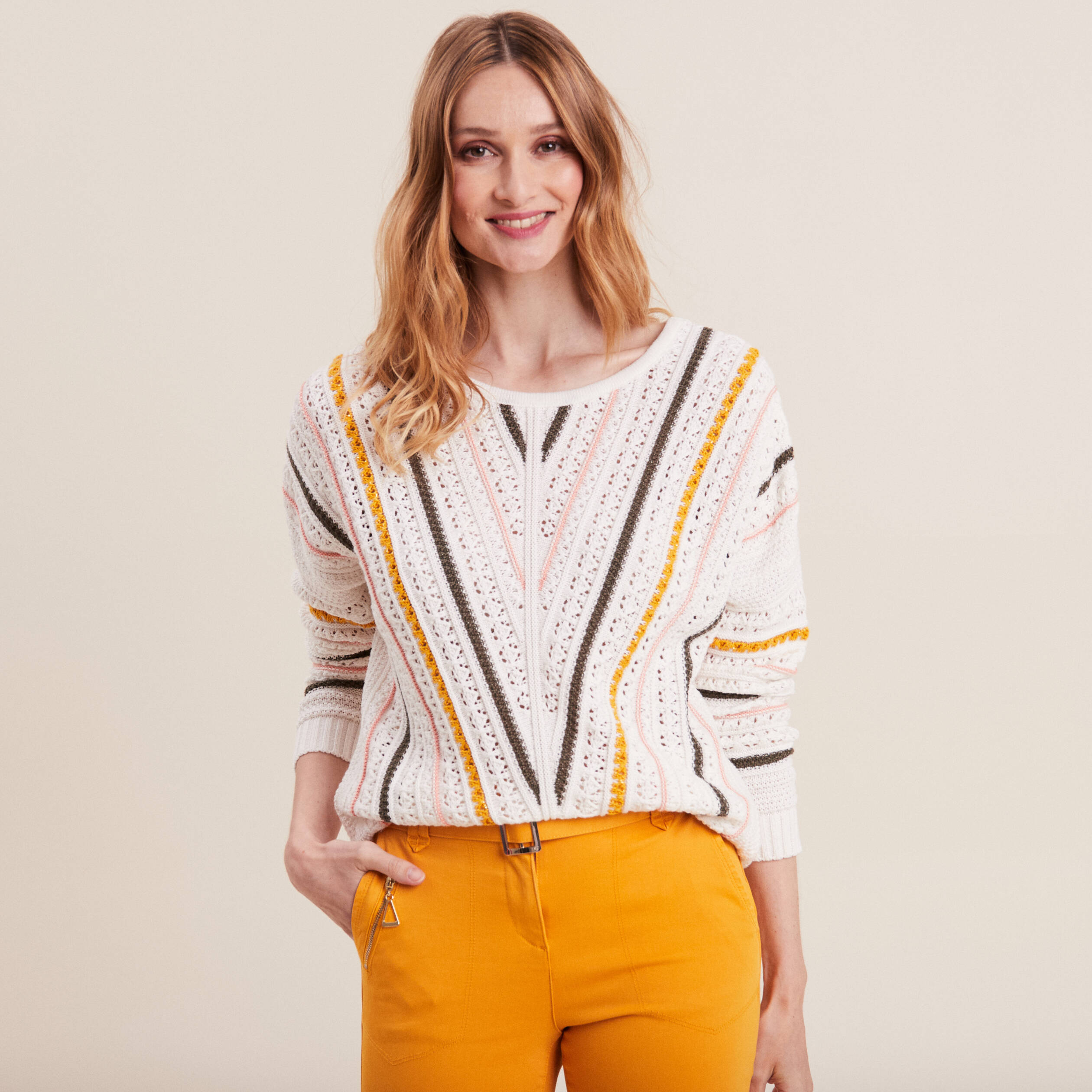 Pull manches longues ajouré beige femme